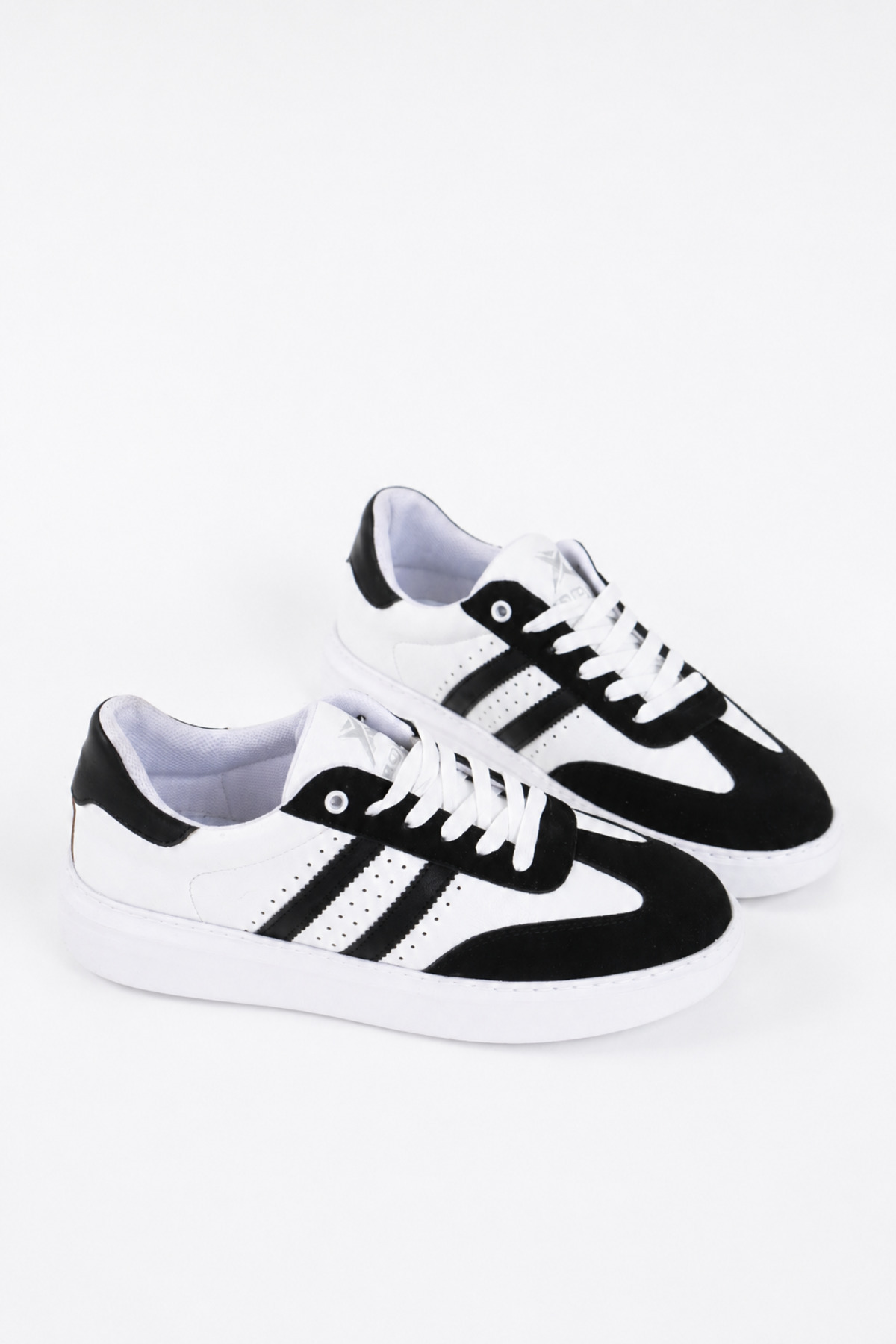 TROVIX Premium Siyah-Beyaz Erkek Sneaker, Suni Deri & Süet, Beyaz EVA Taban görsel 6