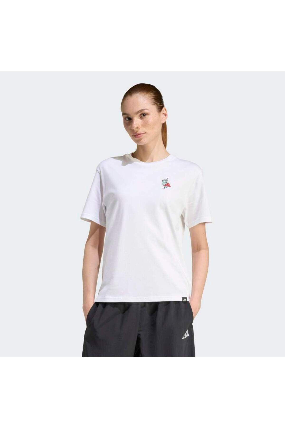 تیشرتزنانهadidasسفید تیشرتزنانهadidasسفید