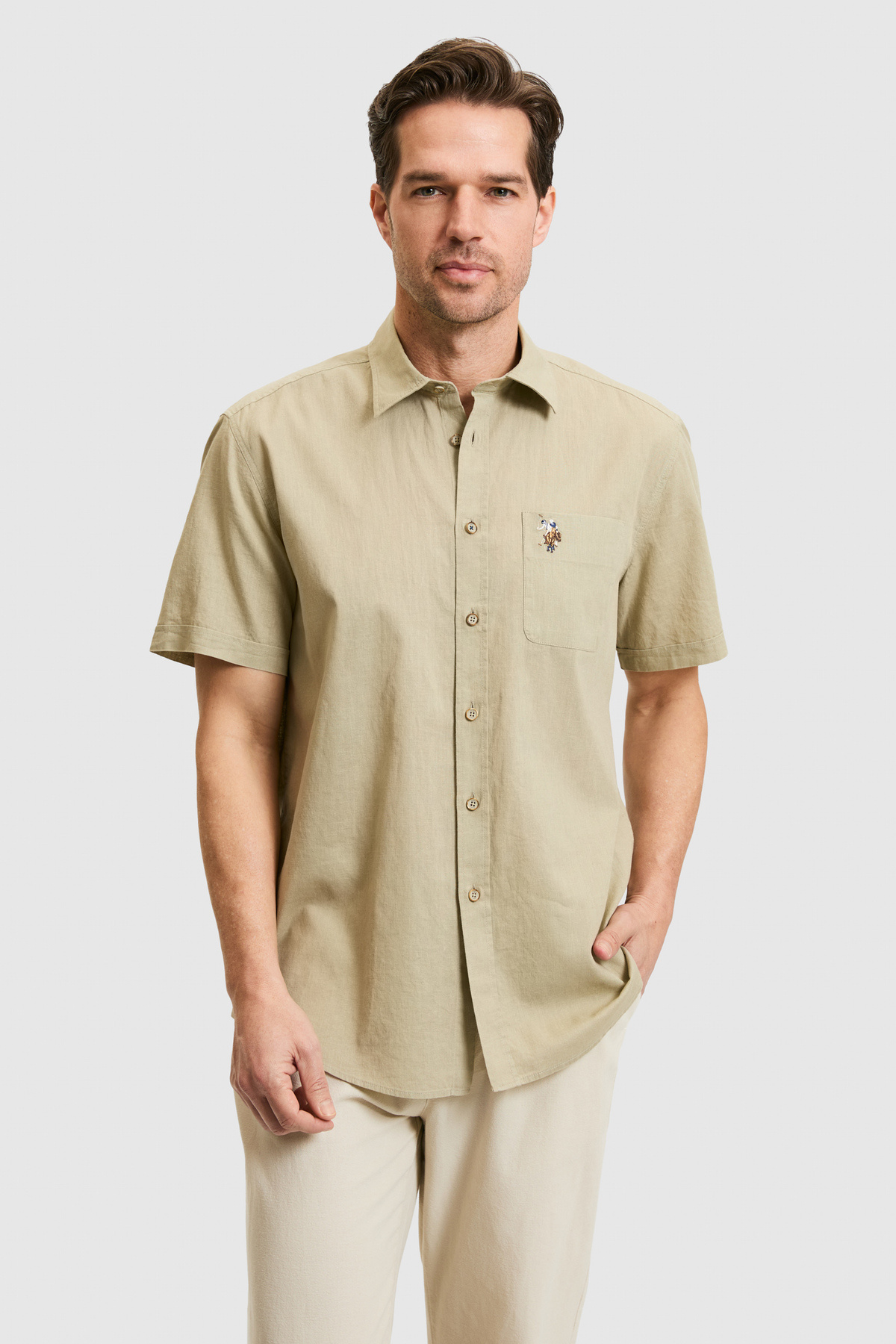 U.S. Polo Assn. Erkek Açık Haki Kısa Kollu Keten Karışımlı Gömlek 50319023-VR183 — سبز