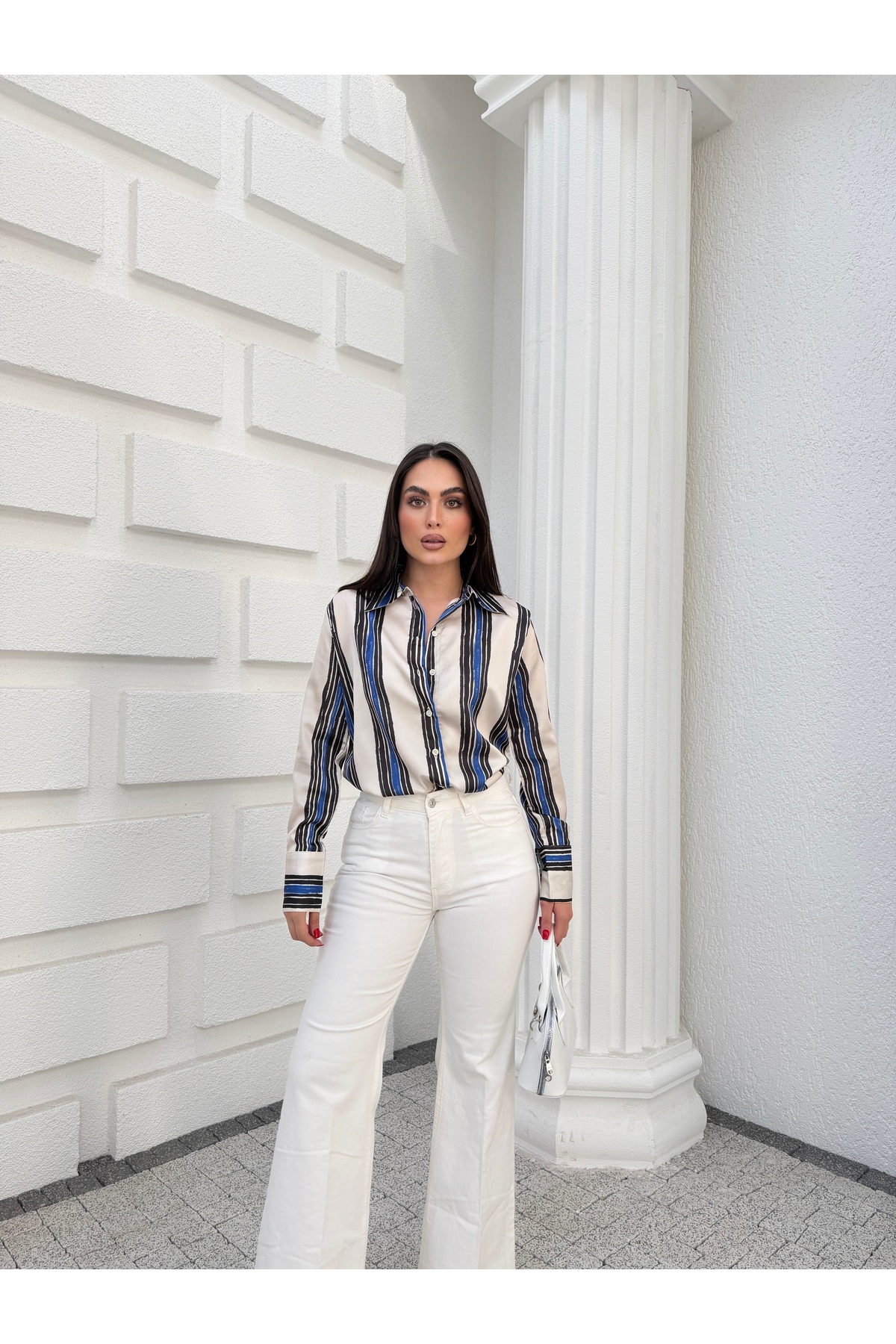 Kadın Düğmeli Fırça Desenli Dikey Çizgili Saten Dokulu Modern Gömlek 4