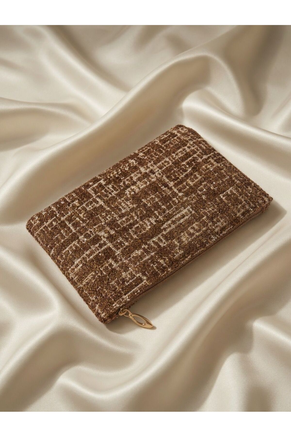 VELORİA BAG & SCARF Veloria Bag Zigzag clucth çanta DOKUMA KUMAŞ ve KORUMA PEDİ içeren İpad tablet taşıma çantası 21x25 cm iç kapasite
