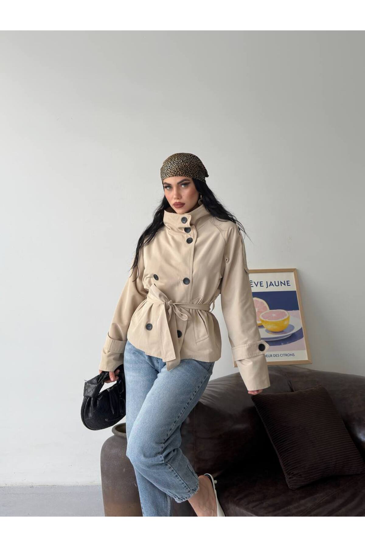 VESS MODA Dik Yaka ZR Model Astarlı Arkası Rüzgarlık Detaylı Kuşaklı Kısa Trençkot görsel 7