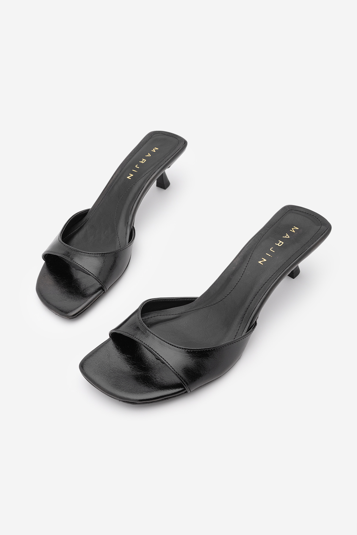 Women's Classic Short Heeled Slippers with Butt Toe Band Lagin Black