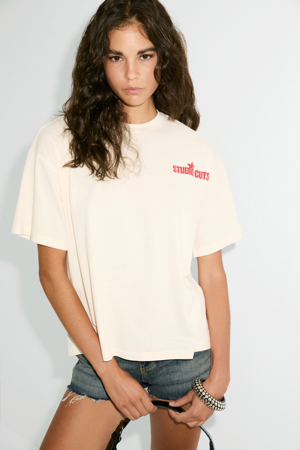 ETHIQUET CUTS Kadın Organik Pamuklu Baskılı Bisiklet Yaka Oversize Ekru T-Shirt görsel 2