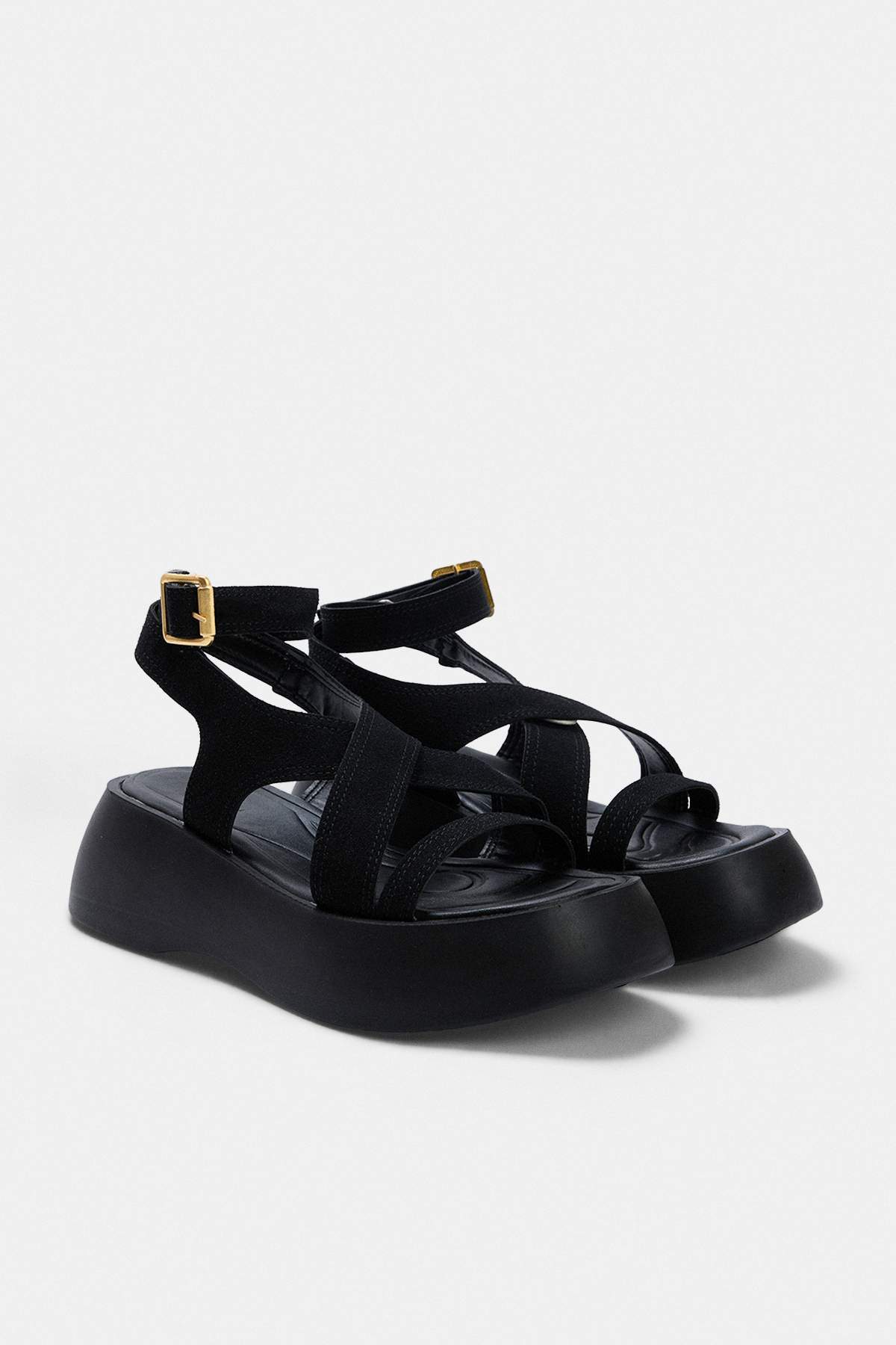 TRENDYOL SHOES Μαύρα γυναικεία σανδάλια από σουέντ με λεπτομέρεια δεσίματος T...