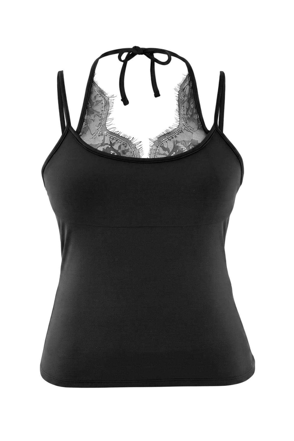 Trendyolmilla Curve Siyah Yakası Dantel Detaylı Örme Büyük Beden Bluz TBBSS26AF00235