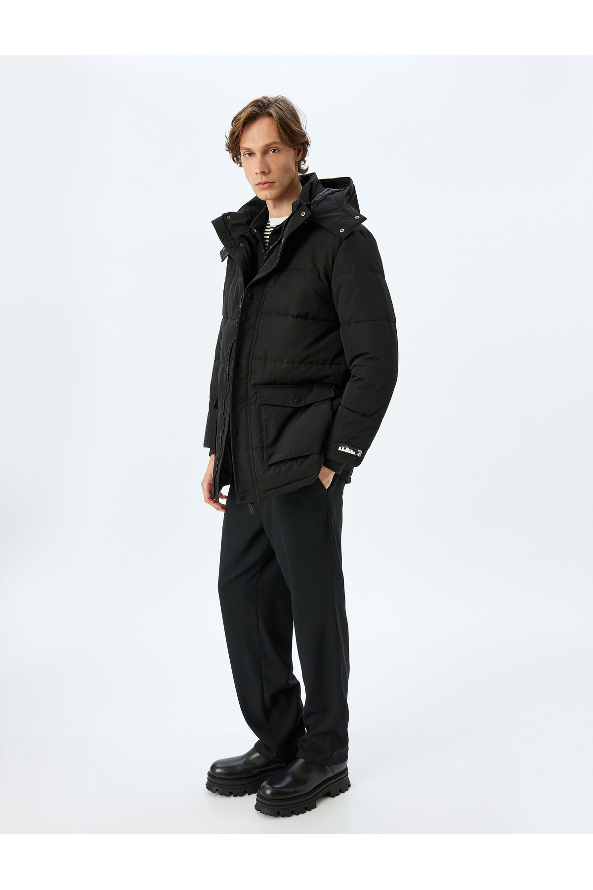 Şişme Mont Kapşonlu Fermuarlı Cep Detaylı Slim Fit — مشکی 5WAM00012HW — تصویر 2 از 8