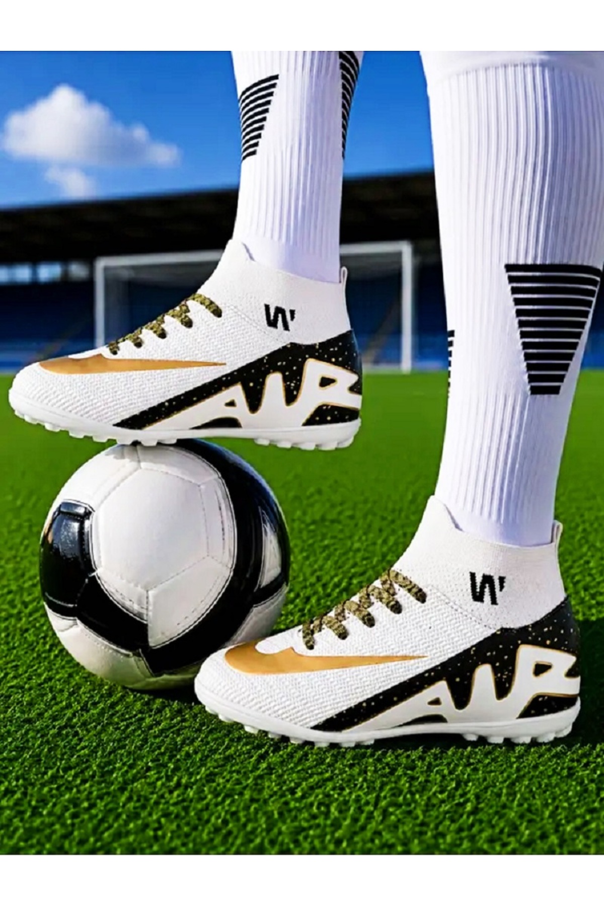ClassyMen Yetişkin Erkek Çocuk Halı Sahası Kramponu Ayakkabısı Düz Çivisiz Dişsiz Taban Beyaz Altın Boğazlı Futbol Spor
