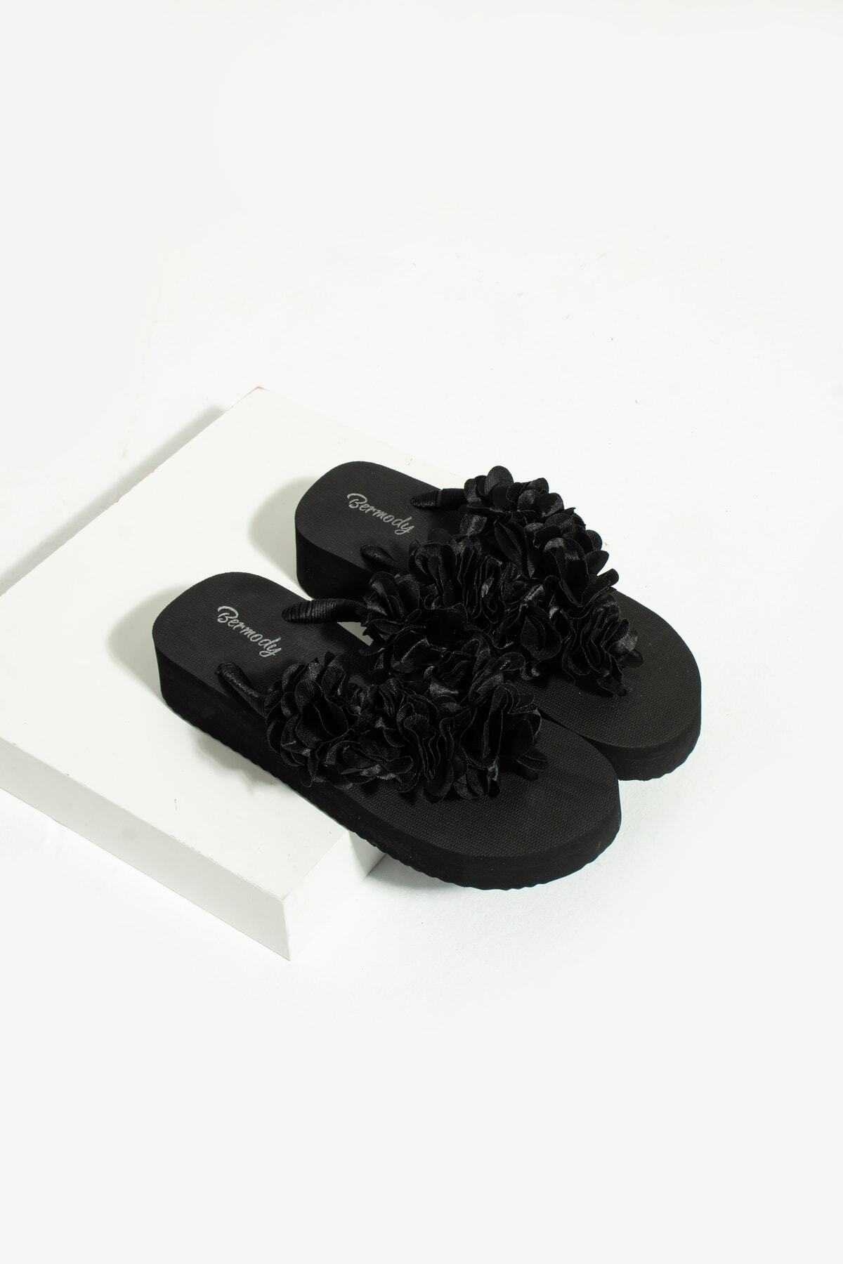 Bermody Luma Platform Siyah Çiçekli Parmak Arası Acıtmaz Plaj Terliği Flip Flops görsel 5