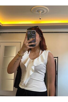 Store Kadın Beyaz Volan Detaylı Askılı Bluz