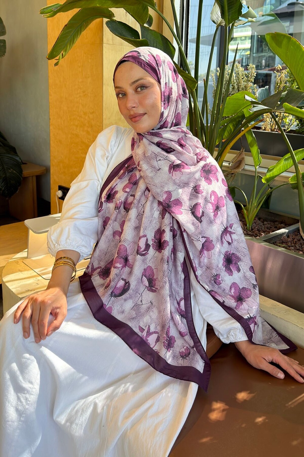 lamelif Çiçek Desen Lara Soft Şal Mürdüm görsel 2
