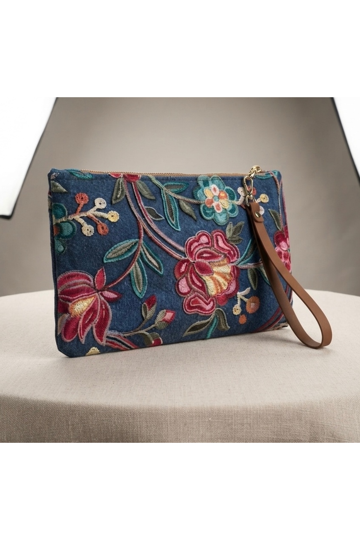 Ruche Atelier Nakış Detaylı Denim Clutch
