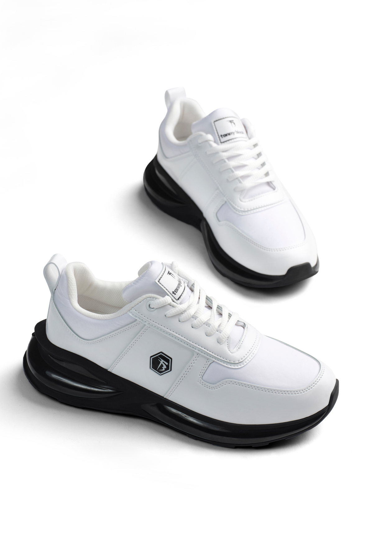 Tonny Black Erkek Beyaz Rahat Kalıp Bağcıklı Kalın Tabanlı Sneaker