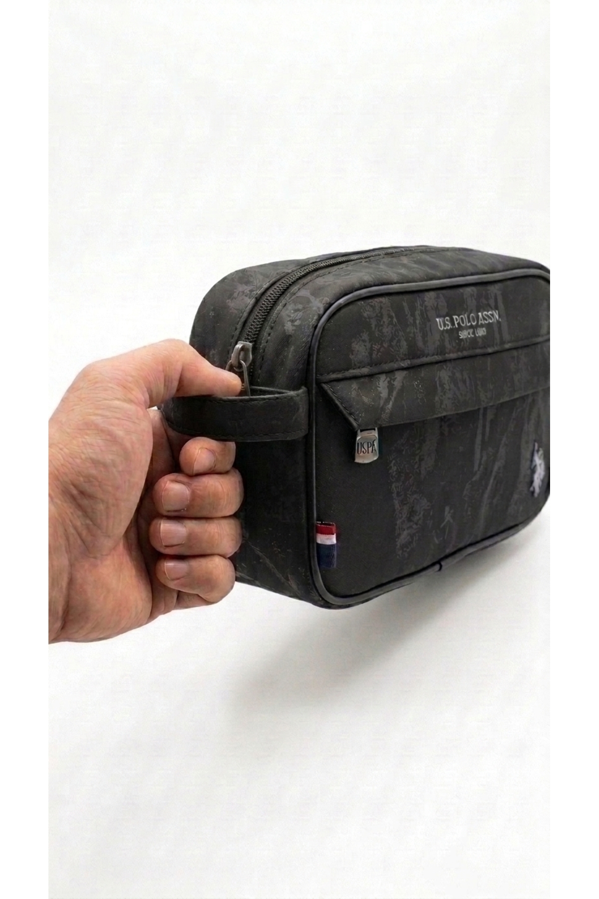 U.S. Polo Assn. Erkek Çanta El Clutch Portföy Bileklik Askılı Fermuarlı Günlük Şık Fonksiyonel Siyah PLTRS26030 görsel 3