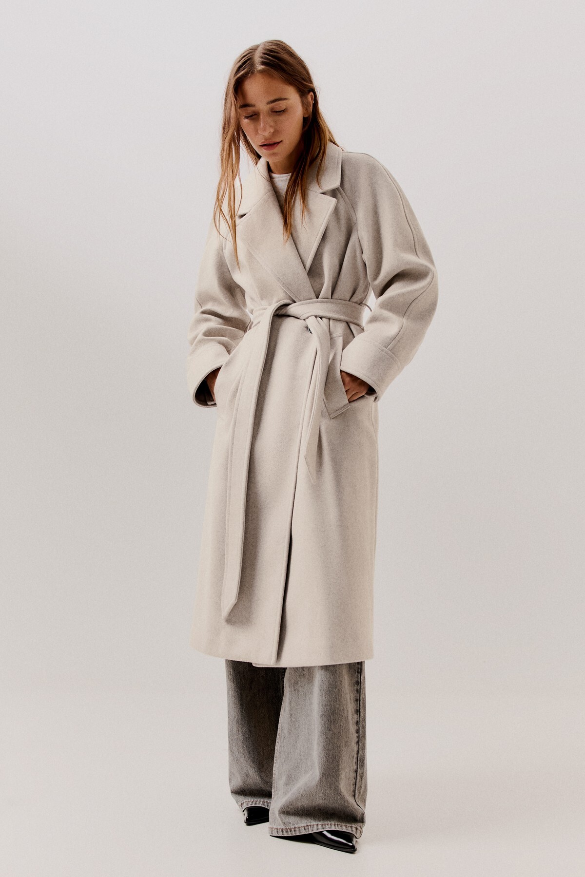 Bershka Soft touch kemerli uzun kaban