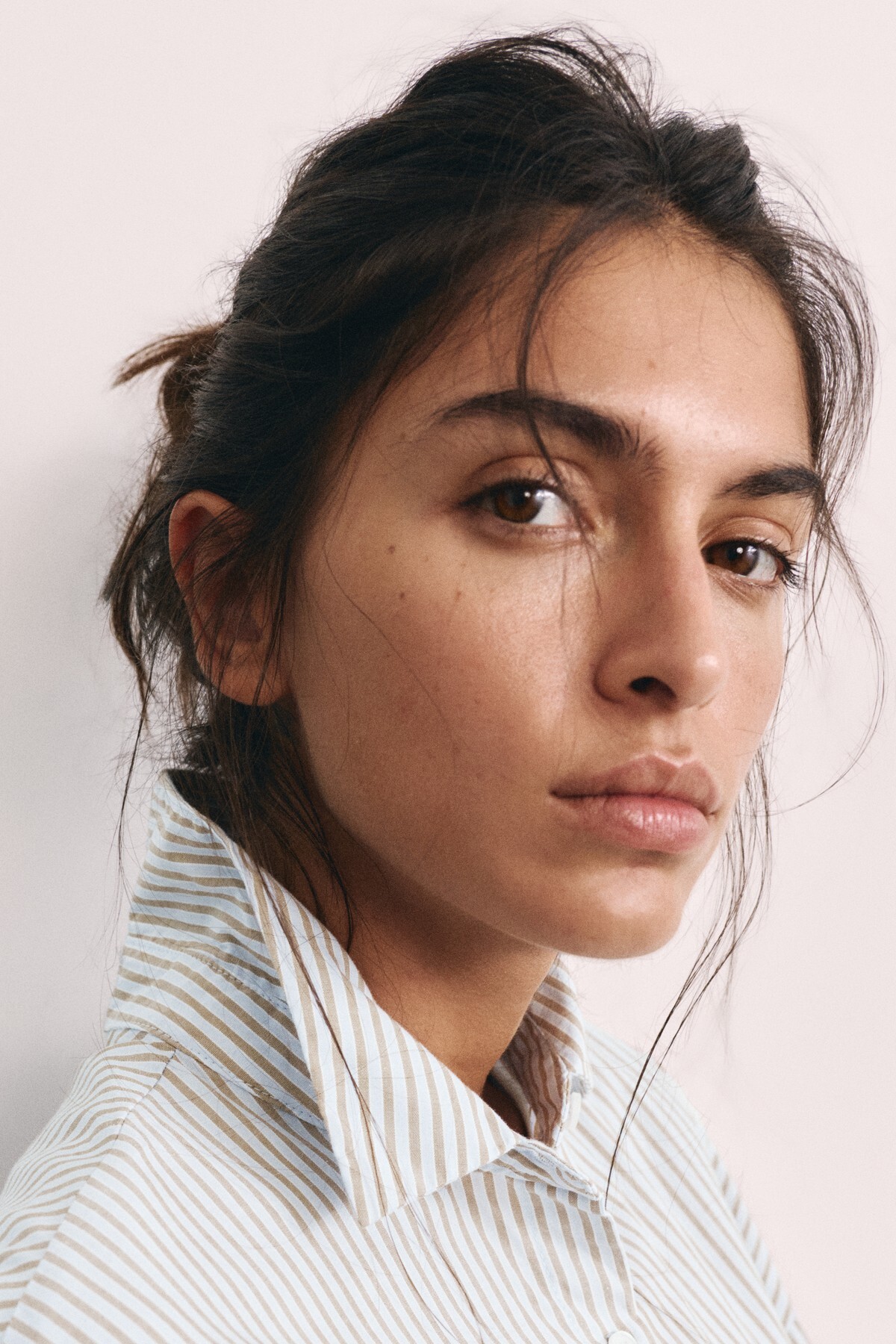 Pull & Bear Nakış detaylı çizgili gömlek görsel 6