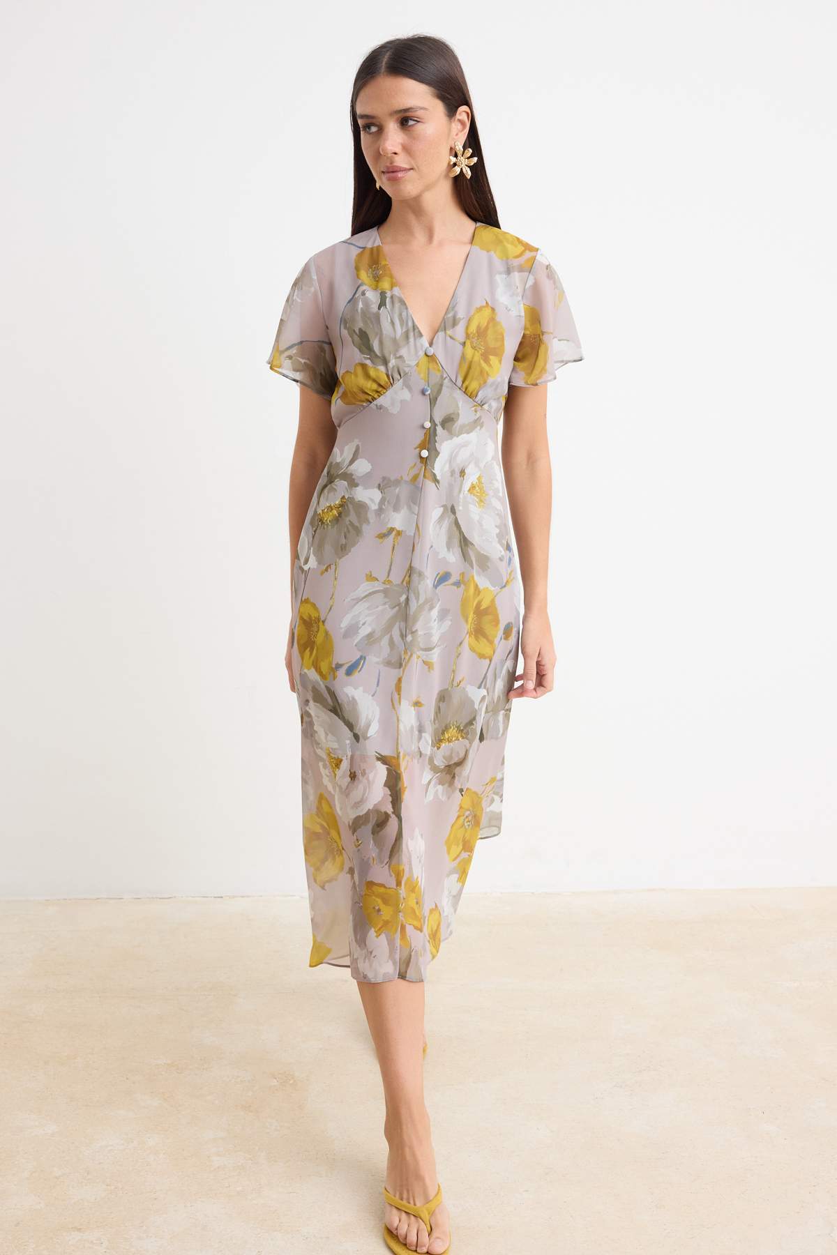 Trendyol Collection Multi-Colored Floral Pattern Chiffon Midi Woven Dress Twoss26El00536