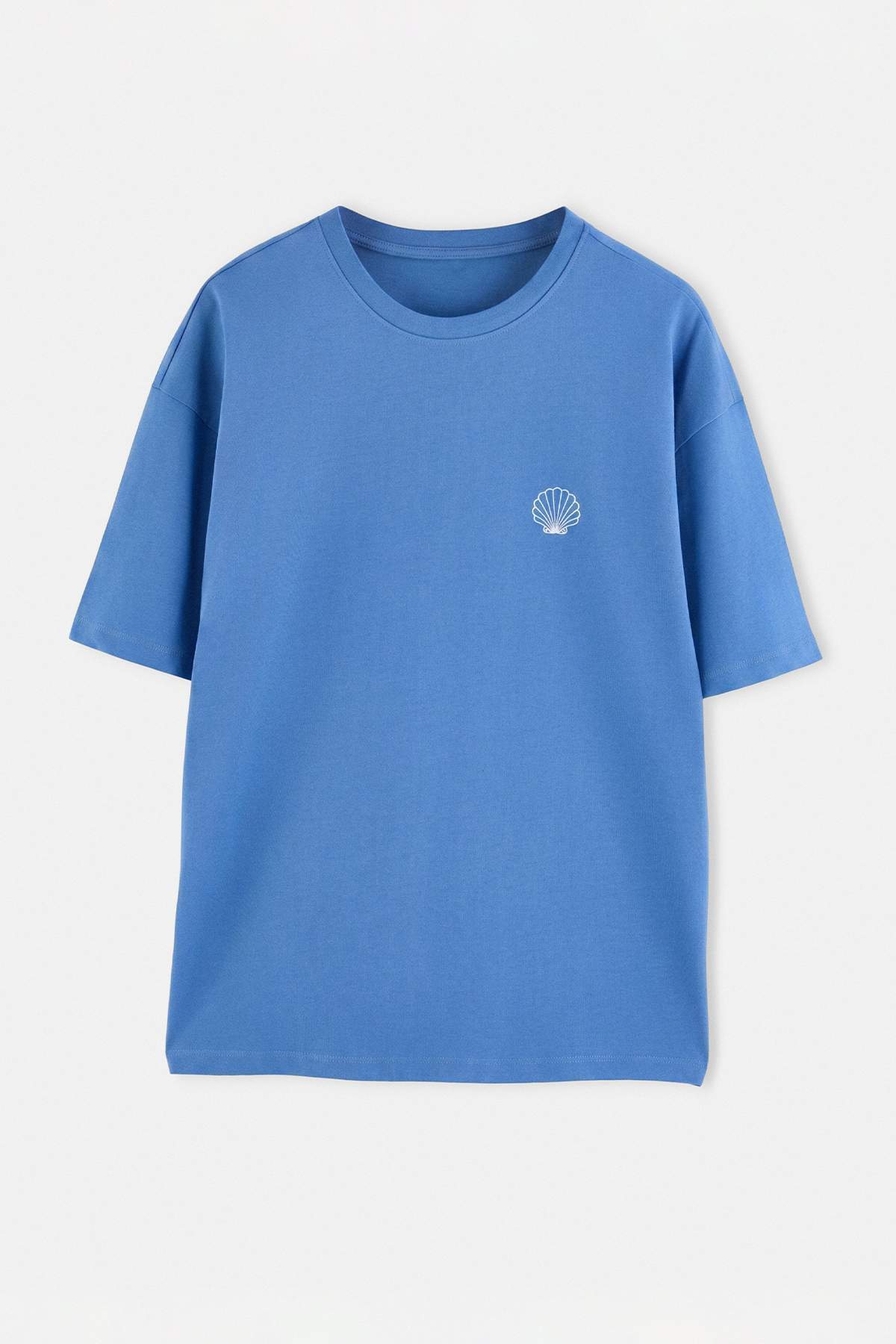 Trendyolmilla Man Mavi Oversize/Geniş kesim Midye Baskılı %100 Pamuk T-Shirt TMNSS26TS00087
