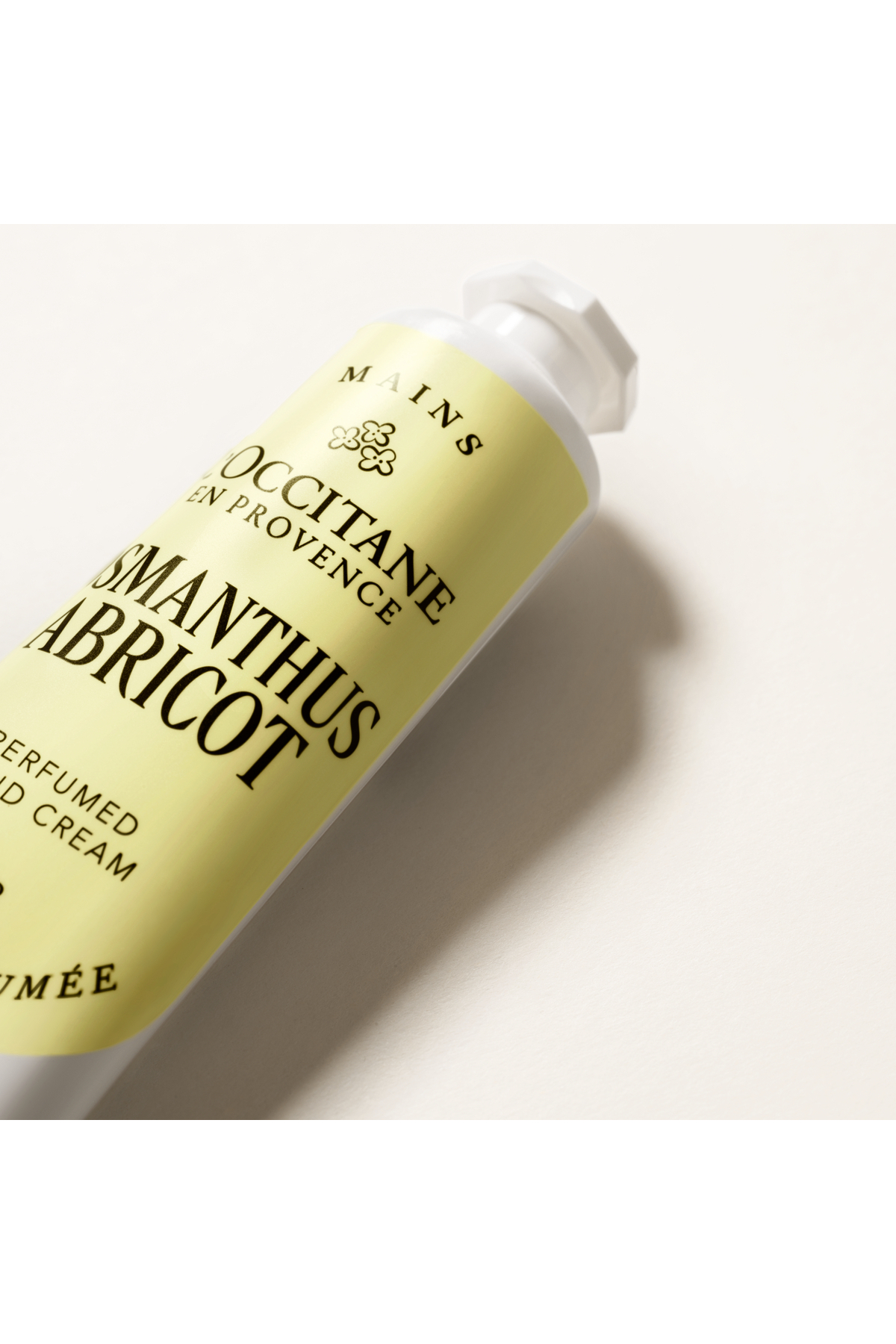 Osmanthus Abricot El Kremi, Osmanthus Çiçeği ve Kayısı Özü İçeren Besleyici ve Nemlendirici, 30 ml — 11MA030OR25 — تصویر 3 از 4