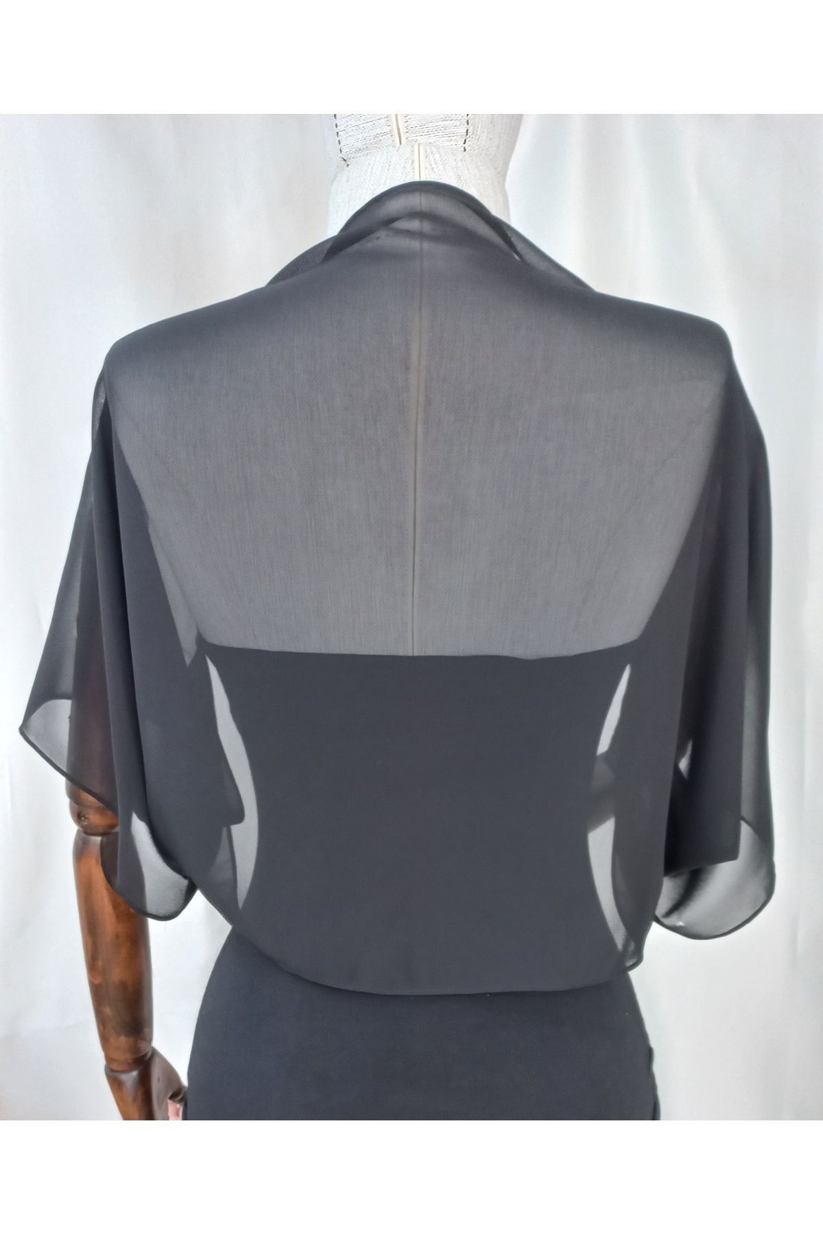es moda shop Ariane şifon kısa kollu şal siyah görsel 4