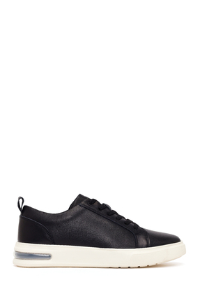 Derimod Erkek Siyah Bağcıklı Kalın Tabanlı Deri Sneaker 26SFD680518