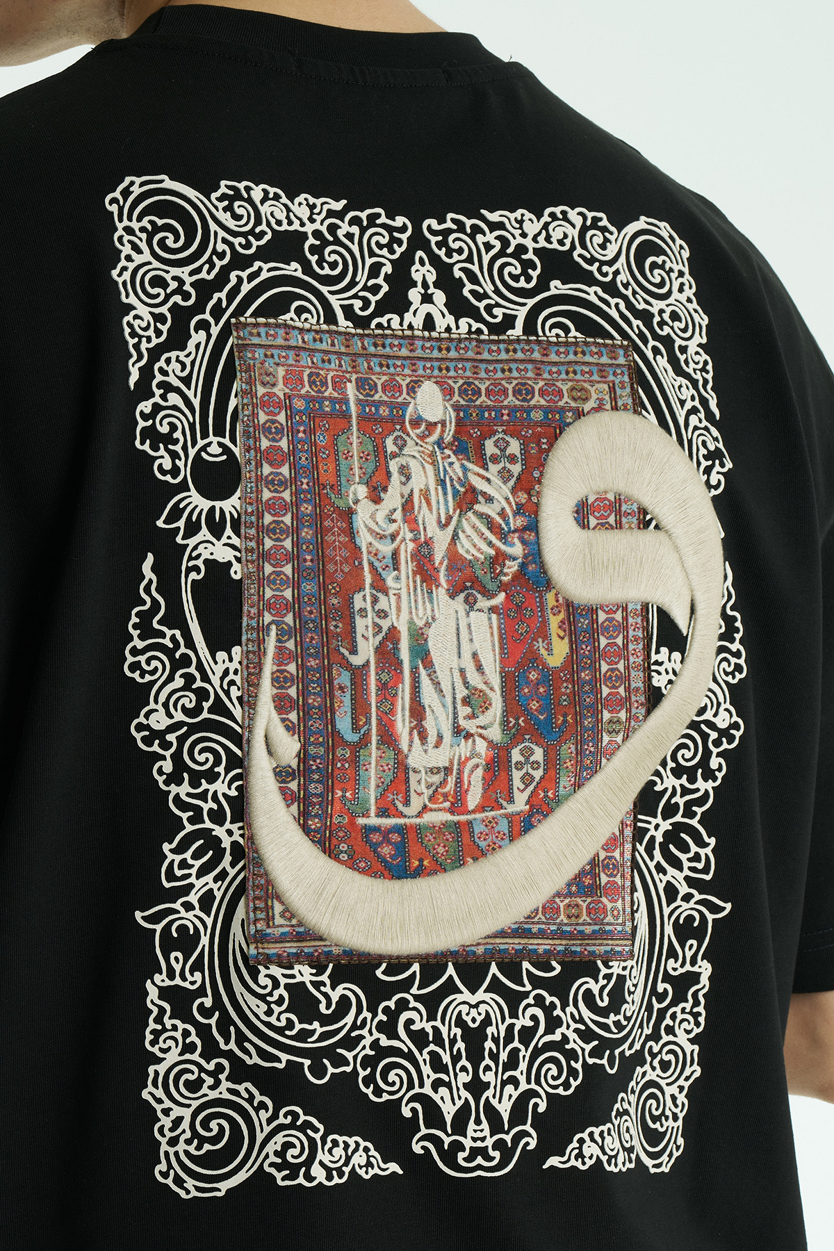 SHANBERWEAR Vav Nakışlı & Halı Motifli Oversize Erkek Tişört %100 Pamuk Bisiklet Yaka - Siyah görsel 6