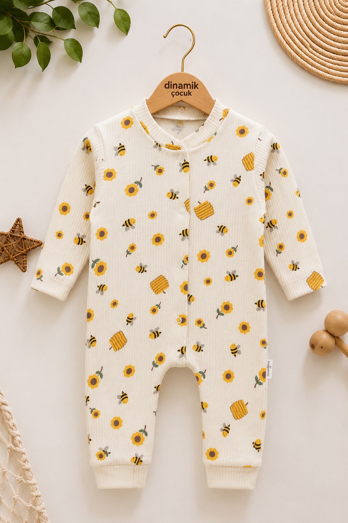 Unisex Baby Safari and Bee Printed Newborn Baby Jumpsuit with Snap Fastener 100% Cotton Flexible 1-3-6 Months