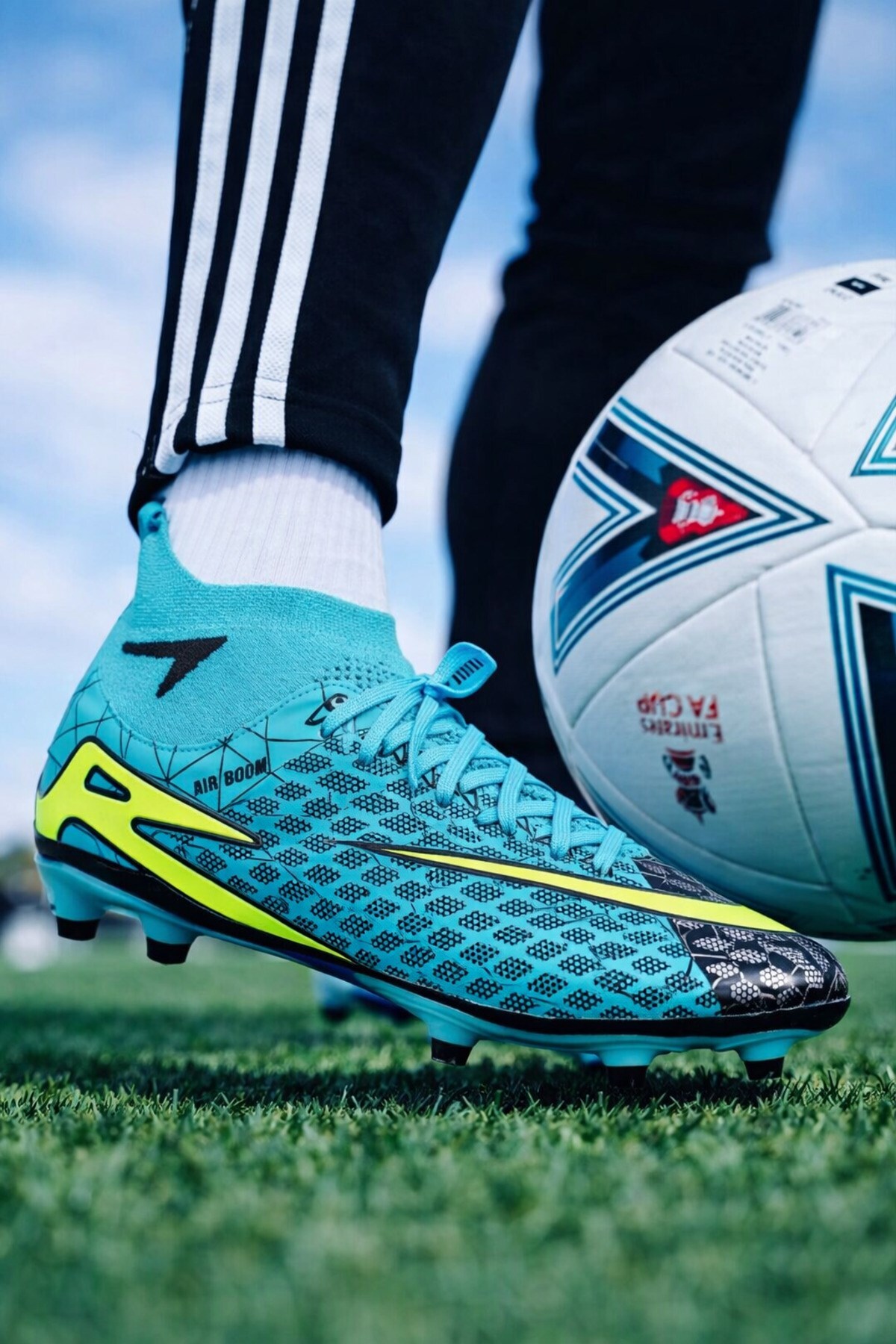 Twingo Fans Turquoise Yellow Men's Football Boots Soccer Shoes