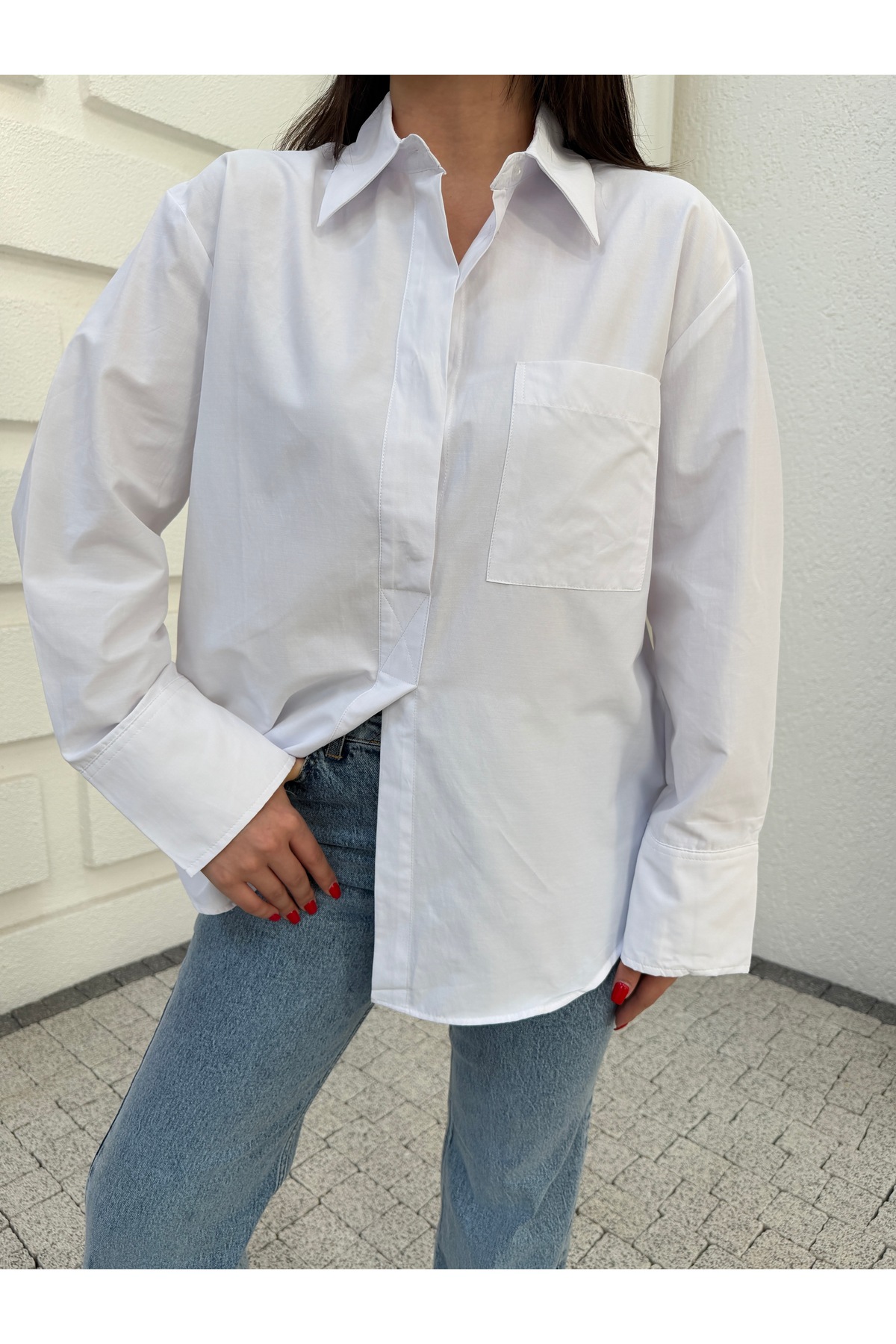 Myra Fashion Oversize Poplin Gömlek Tek Cepli Geniş Kesim Uzun Kol Bluz Kadın Trend Modern Stil Klasik Gömlek görsel 5