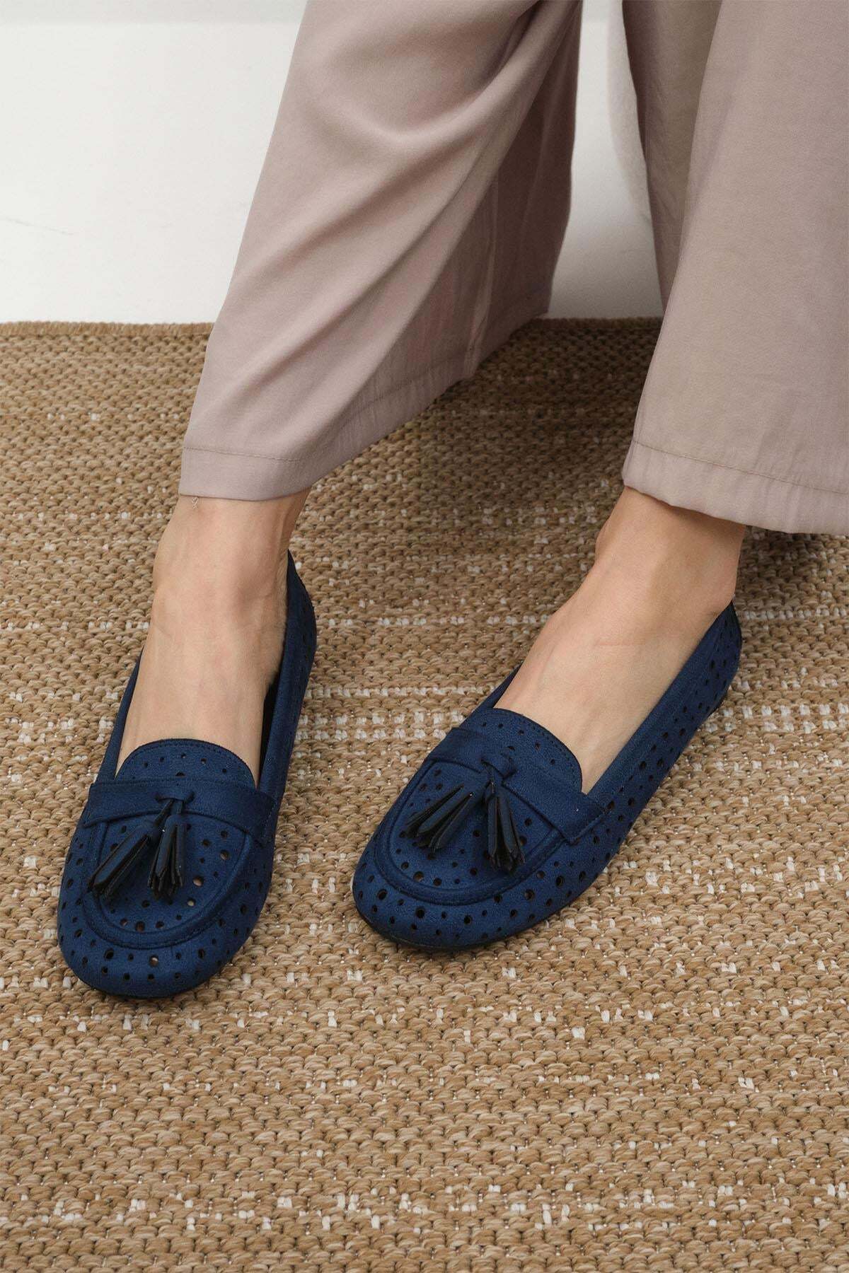 Hazel Women's Tassel Loafers in Navy