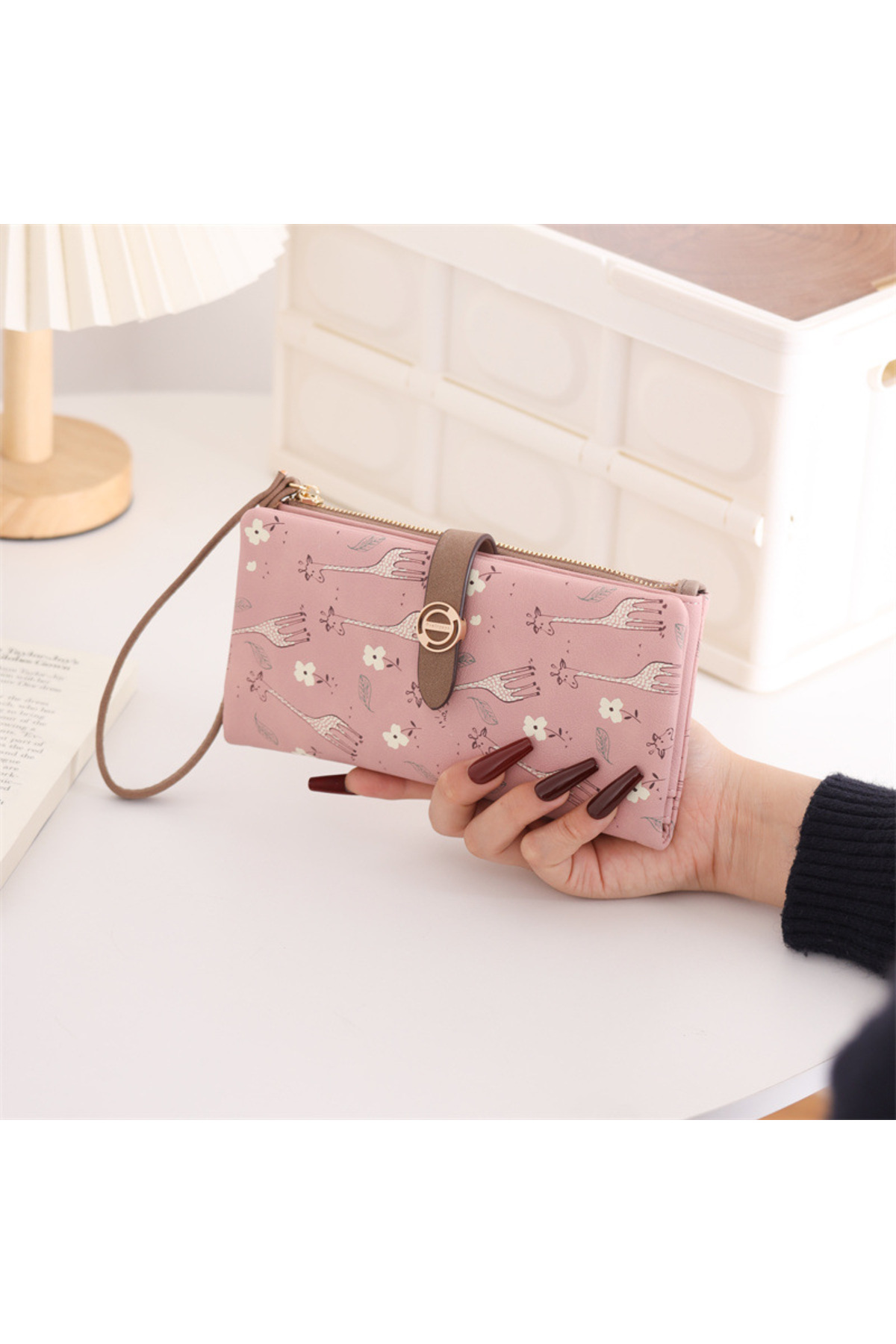 rinkadoll Cream Color Soft Textured Giraffe Printed Strap