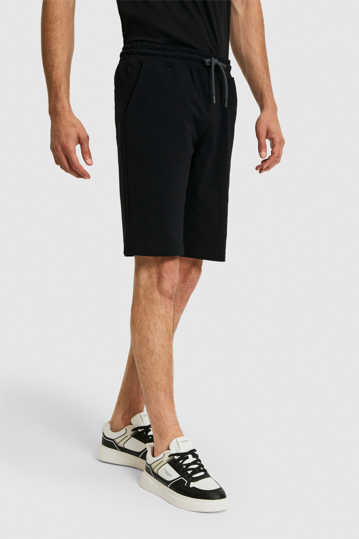 U.S. Polo Assn. Erkek Siyah Örme Şort 50322604-VR046 görsel 2
