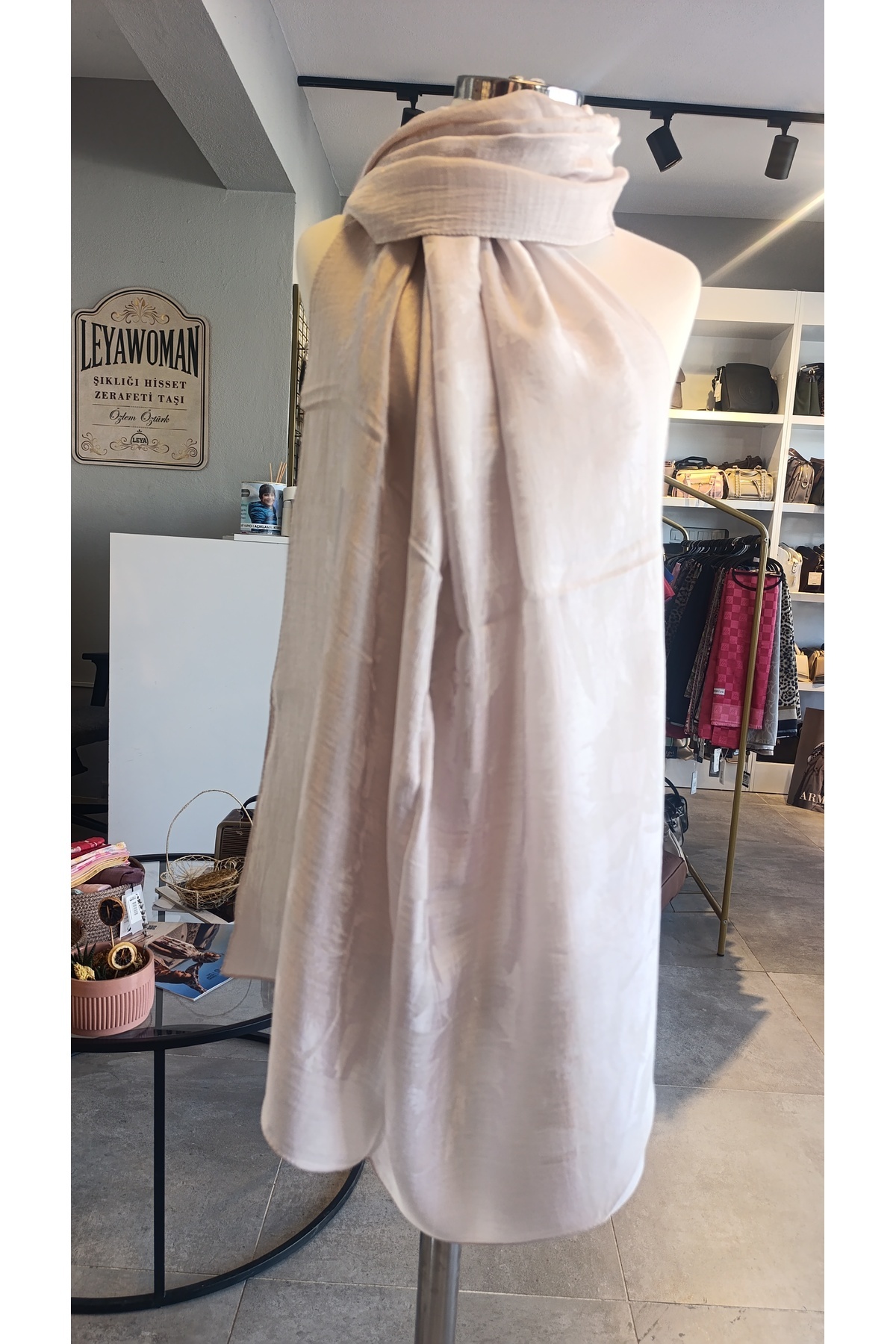 NOURA SCARF PIRLANTA KALYA ŞAL