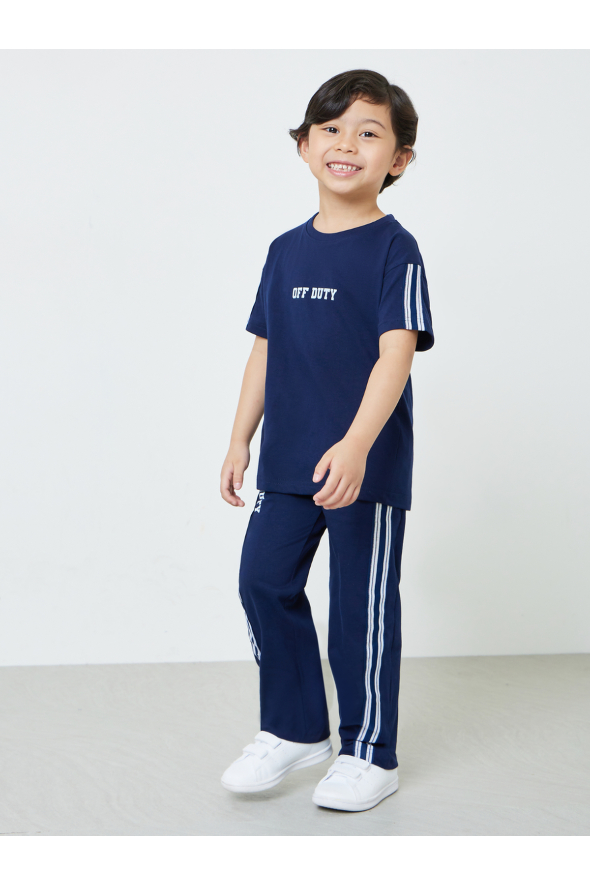 Styli Boys Navy Blue Oversized T-Shirt and Striped Joggers Set