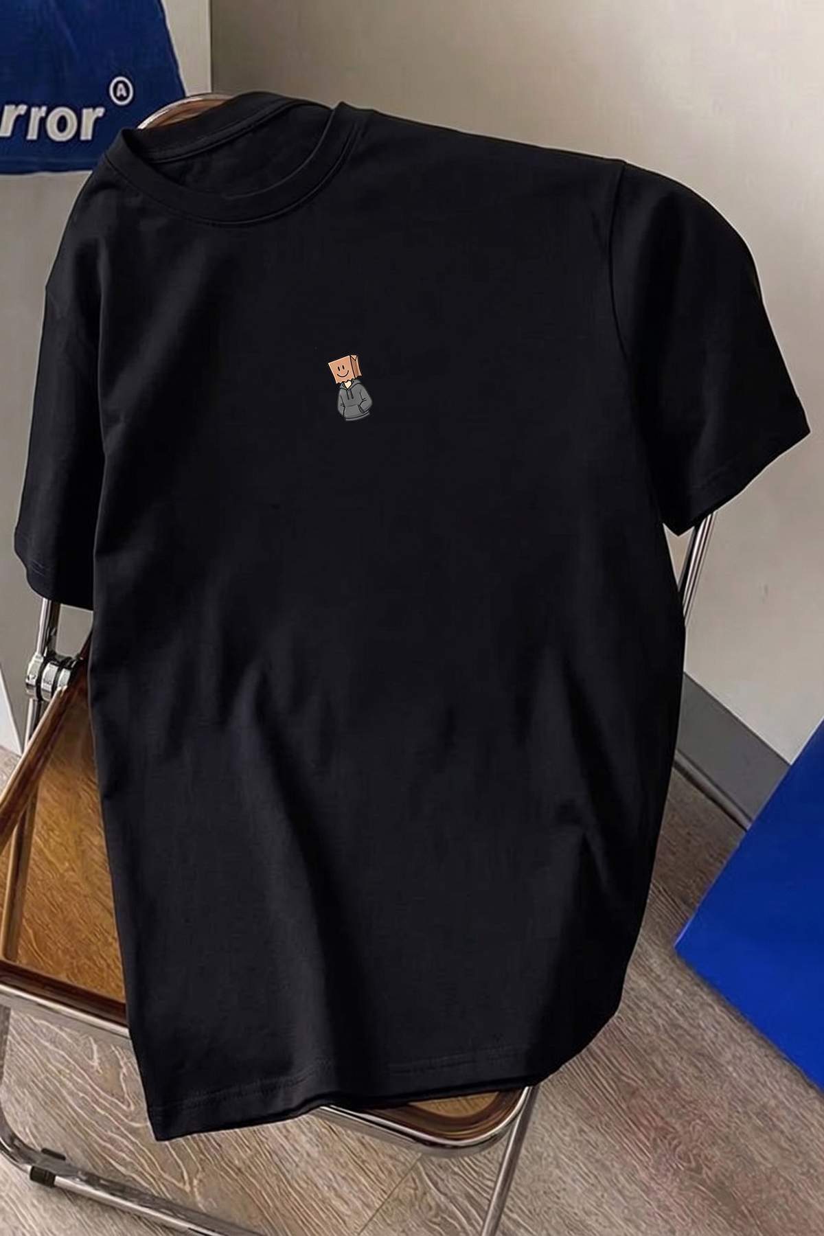 Trendyolmilla Man Siyah Oversize/Kesim Baskılı %100 Pamuk T-Shirt TMNSS26TS00085