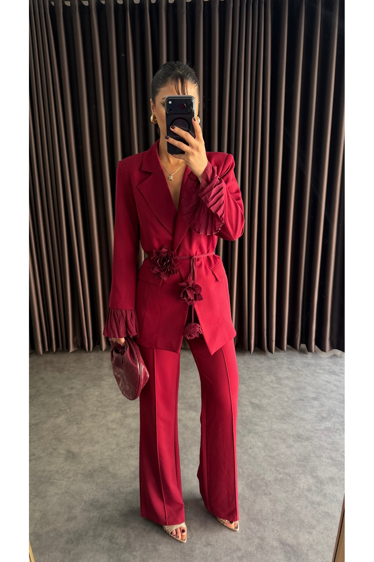 ZF BUTİK Women's Suit with Rose Accessory Detail in Burgundy