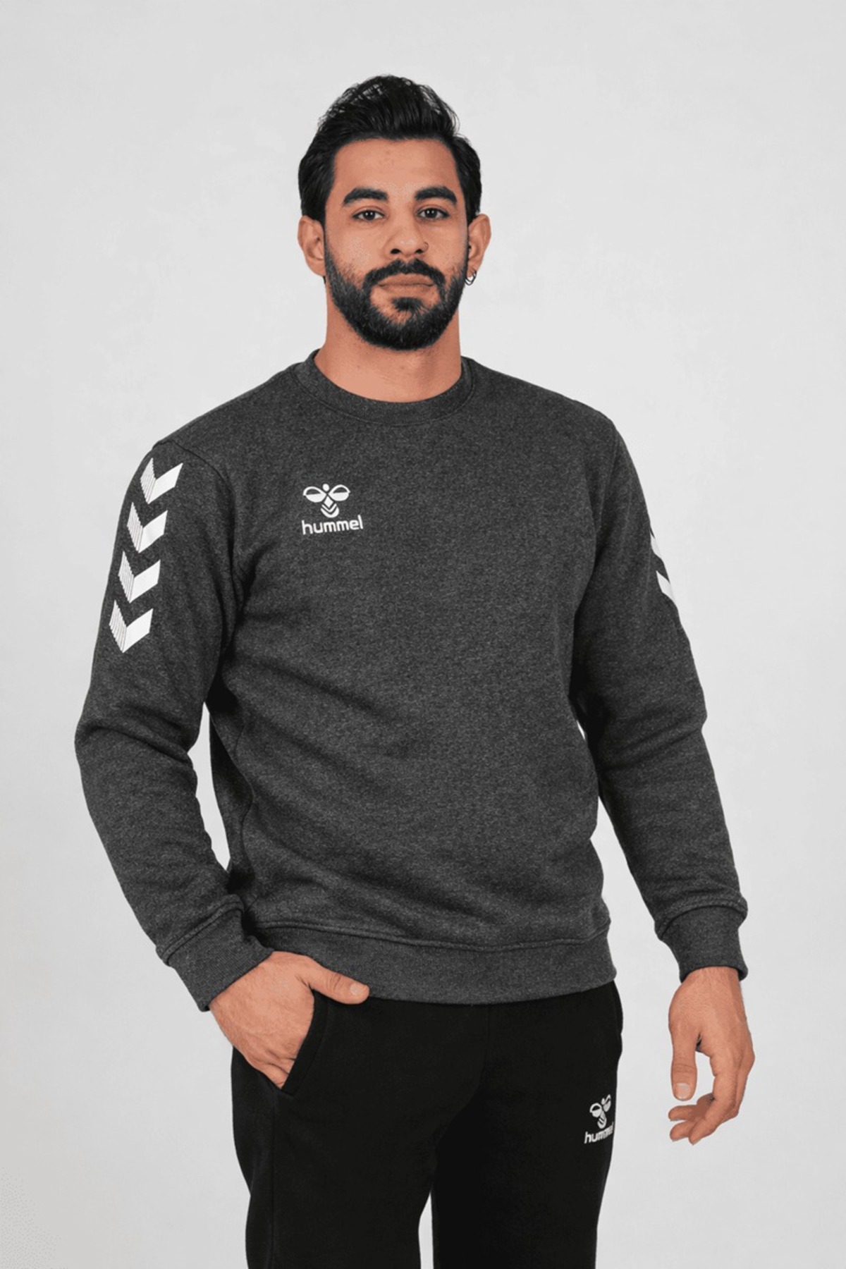 سویشرت نخی آرمین هامل سویشرت اسپرت hummel