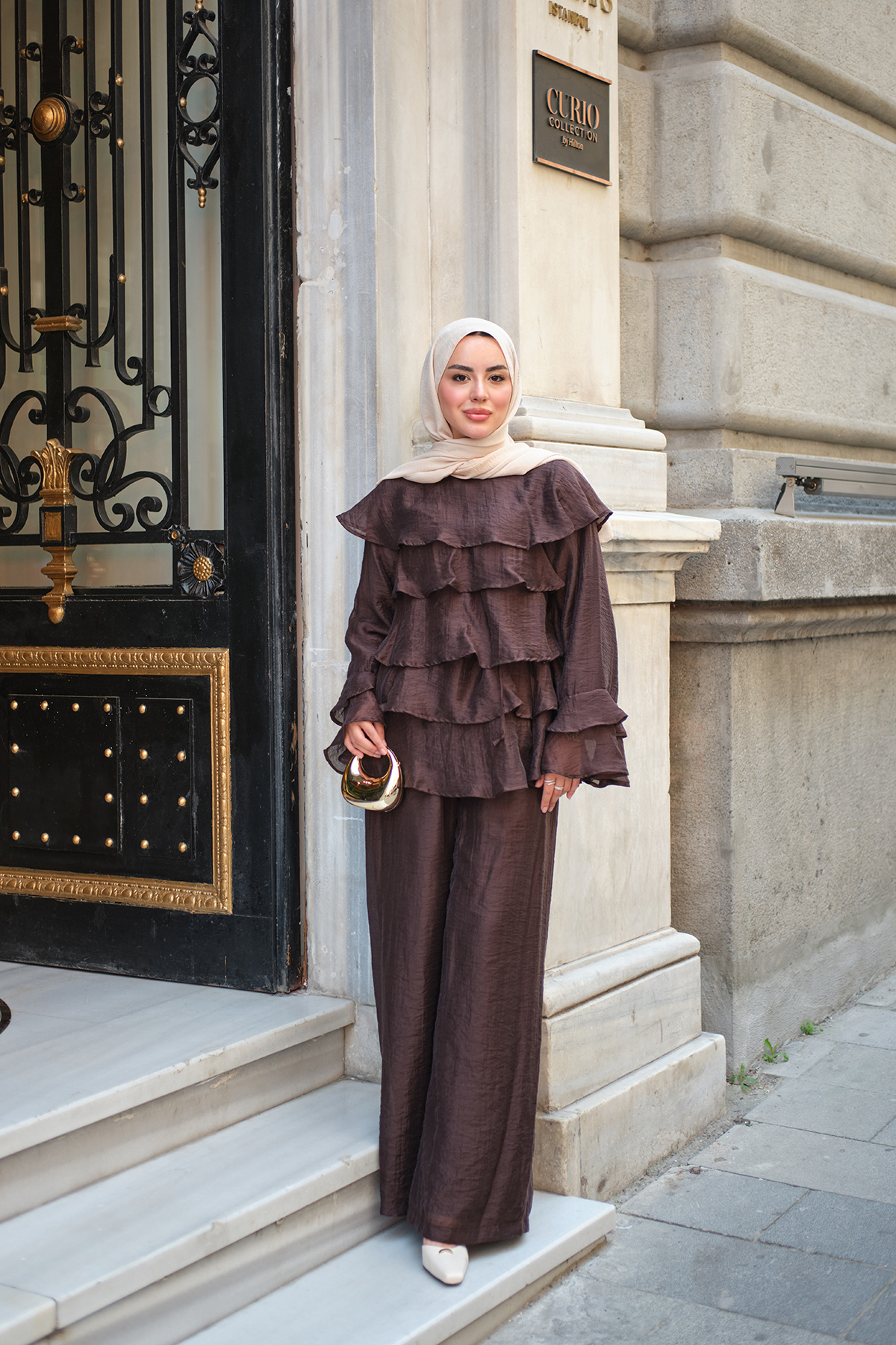 LOCCO Women's Tulle Fabric Suit Bitter Brown