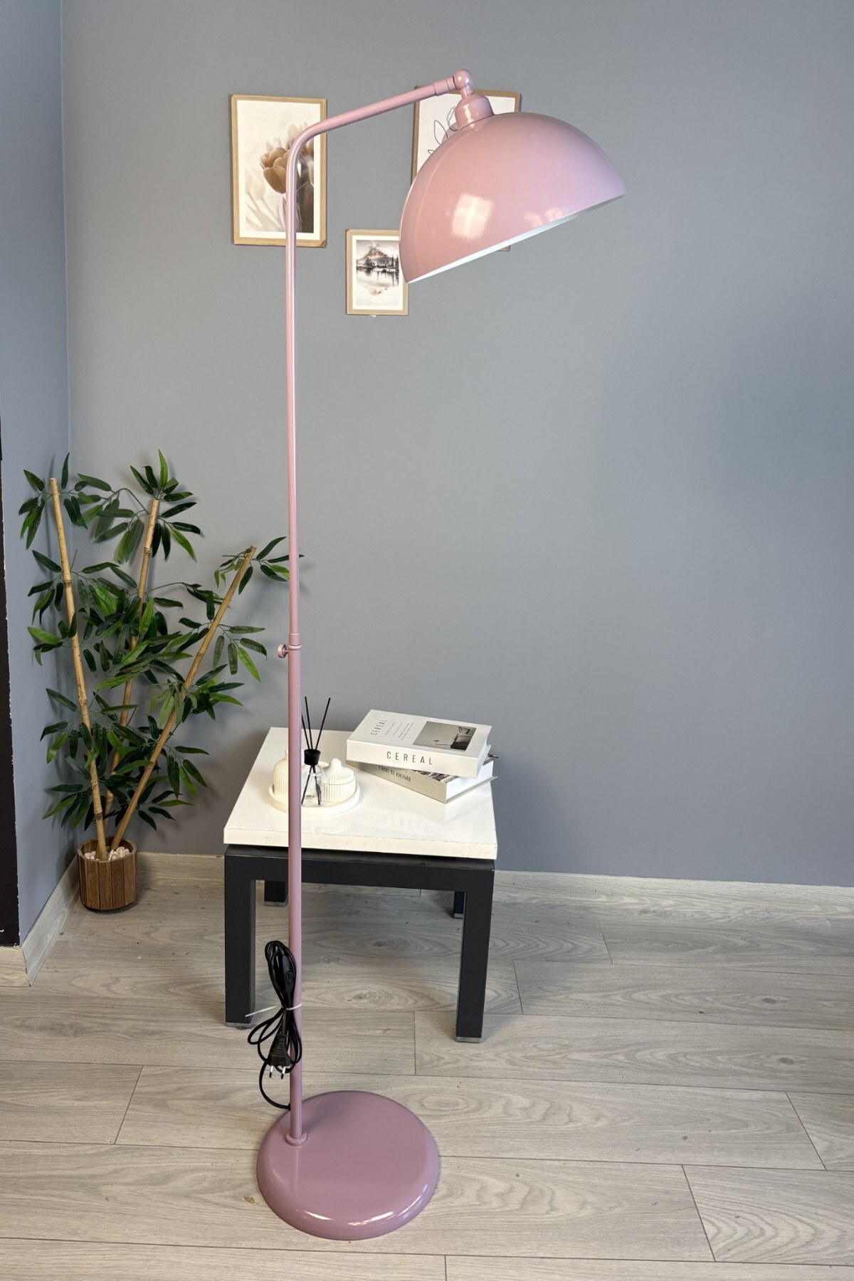 Lilac Floor Lamp Moving Head Modern Decorative Metal Living Room Study Room Floor Lamp