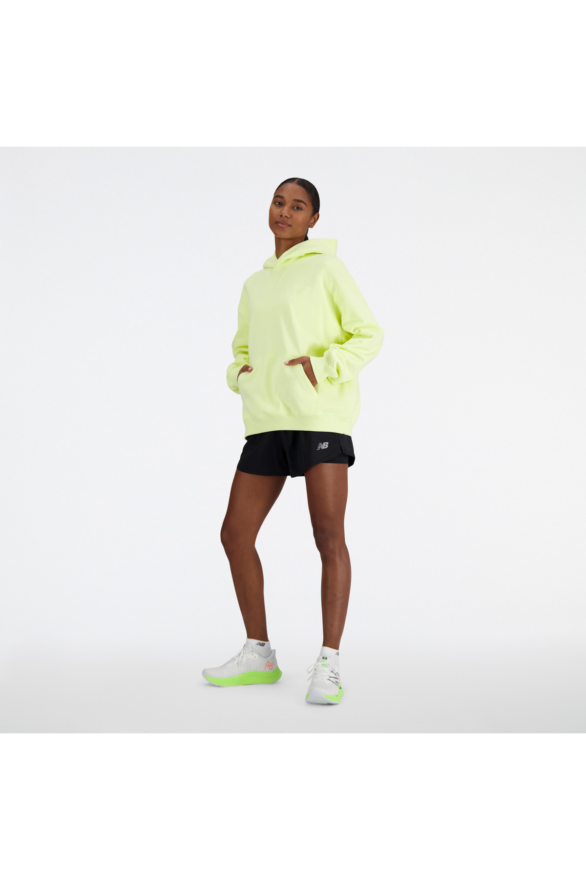 New Balance Athletics French Terry Kadın Sarı Hoodie görsel 4