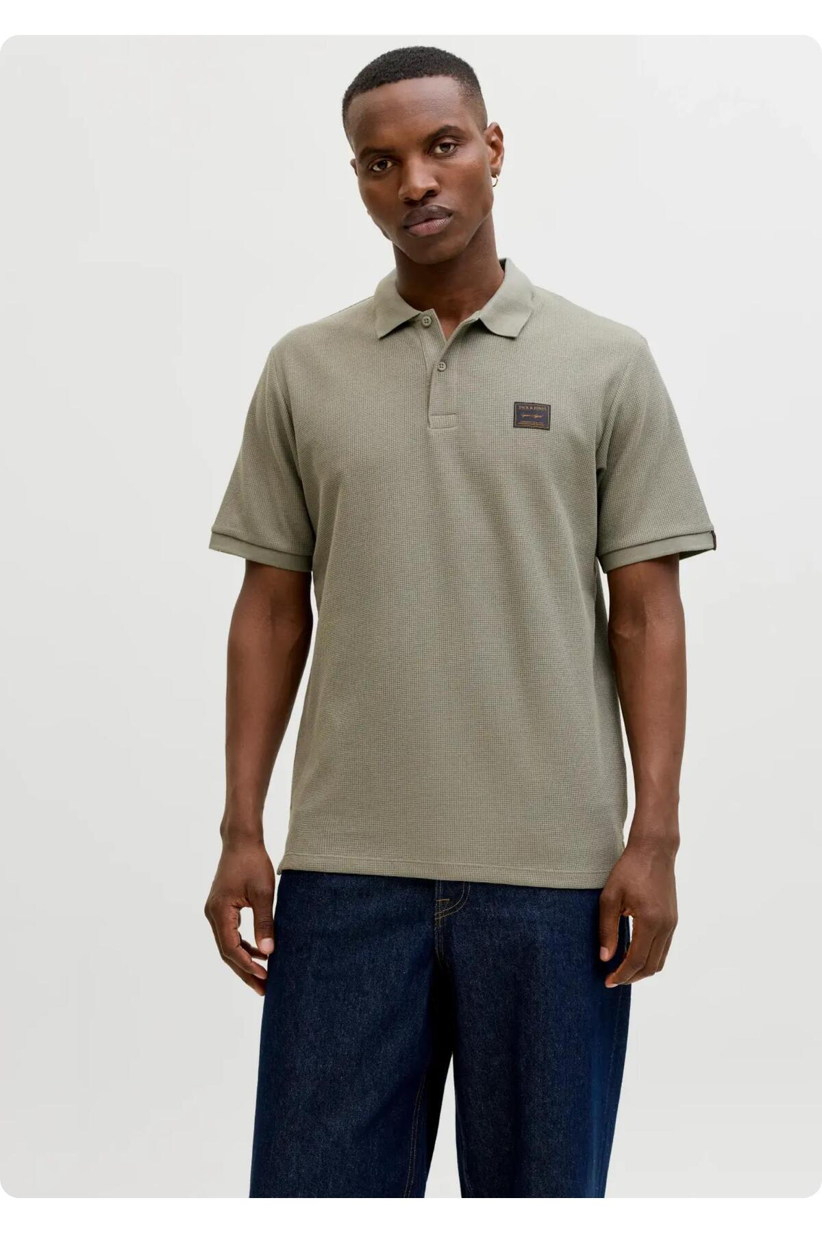 تیشرت آستین کوتاه مردانه جک اند جونز مدل JJDAYTONA کد 12294713 جک اند جونز پولوشرت Jack & Jones