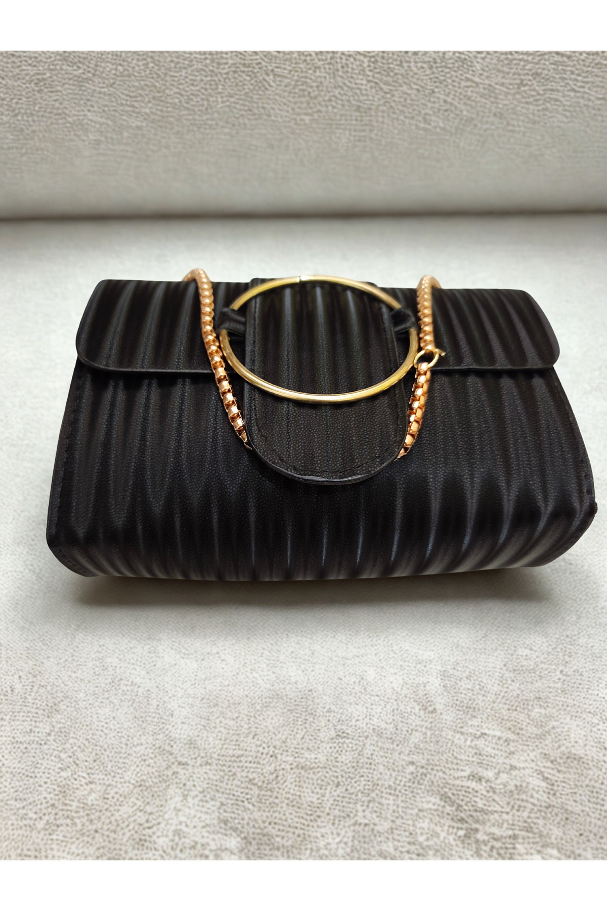 Genel Markalar Zerafet Store Kadın Siyah Pileli Gece Çantası - Altın Halkalı Zincirli Abiye Portföy Clutch görsel 2