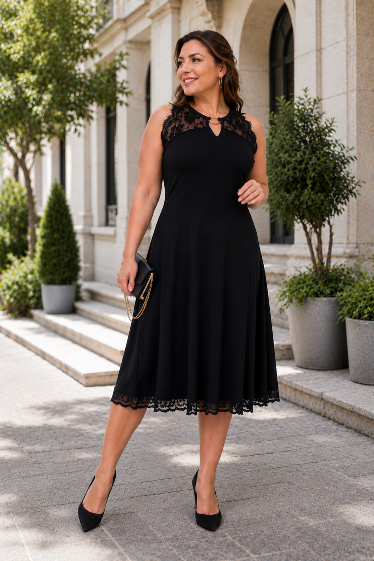 Kokosh moda Zamansız Zarafet - Dantel Ve Halka Detaylı Halter Yaka Midi Viskon Elbise