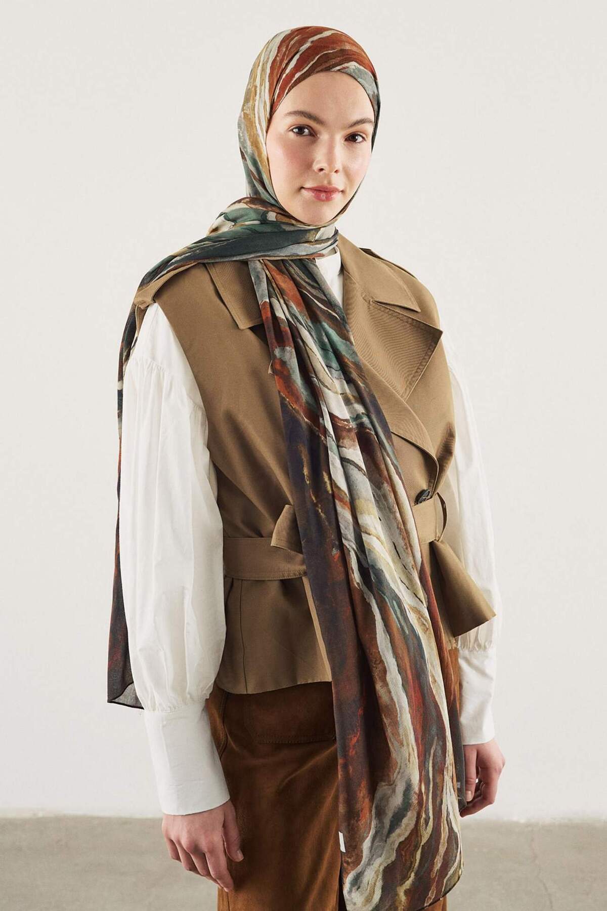 DeFacto Fresh Scarfs X DeFacto Ocean Batik Keten Karışımlı Şal I1749AX26SM görsel 5