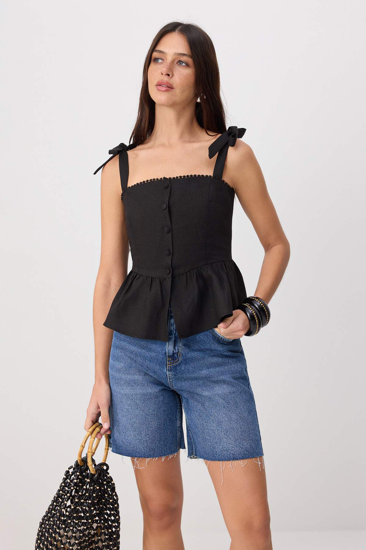 Trendyolmilla Siyah %100 Keten Aksesuar Detaylı Peplum Bluz TWOSS26BZ00681