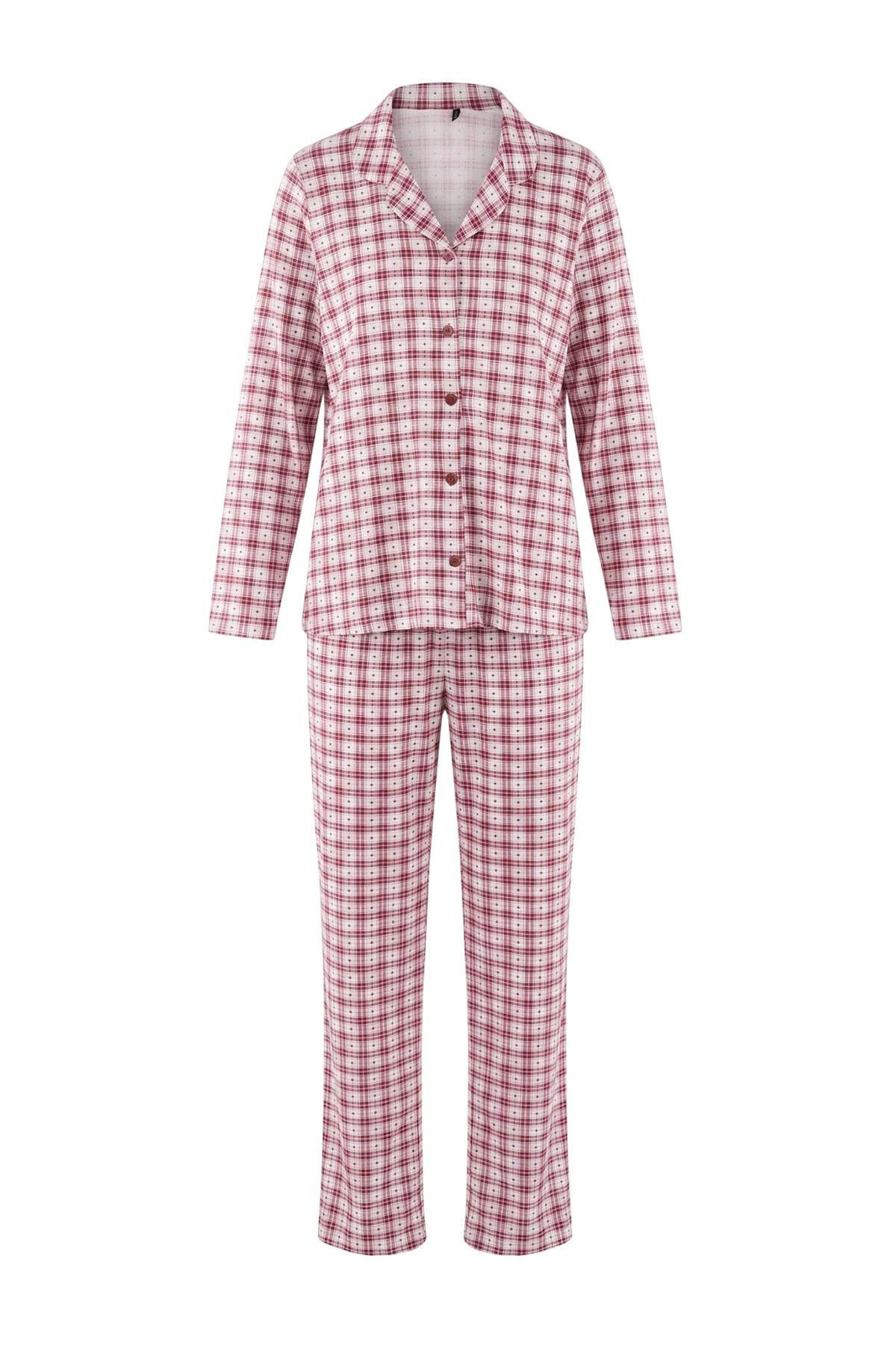 Trendyolmilla Bordo-Çok Renkli Pamuklu Yumuşak Tuşeli Likralı Ekose ve Kalpli Örme Pijama Takımı THMAW27PT00020