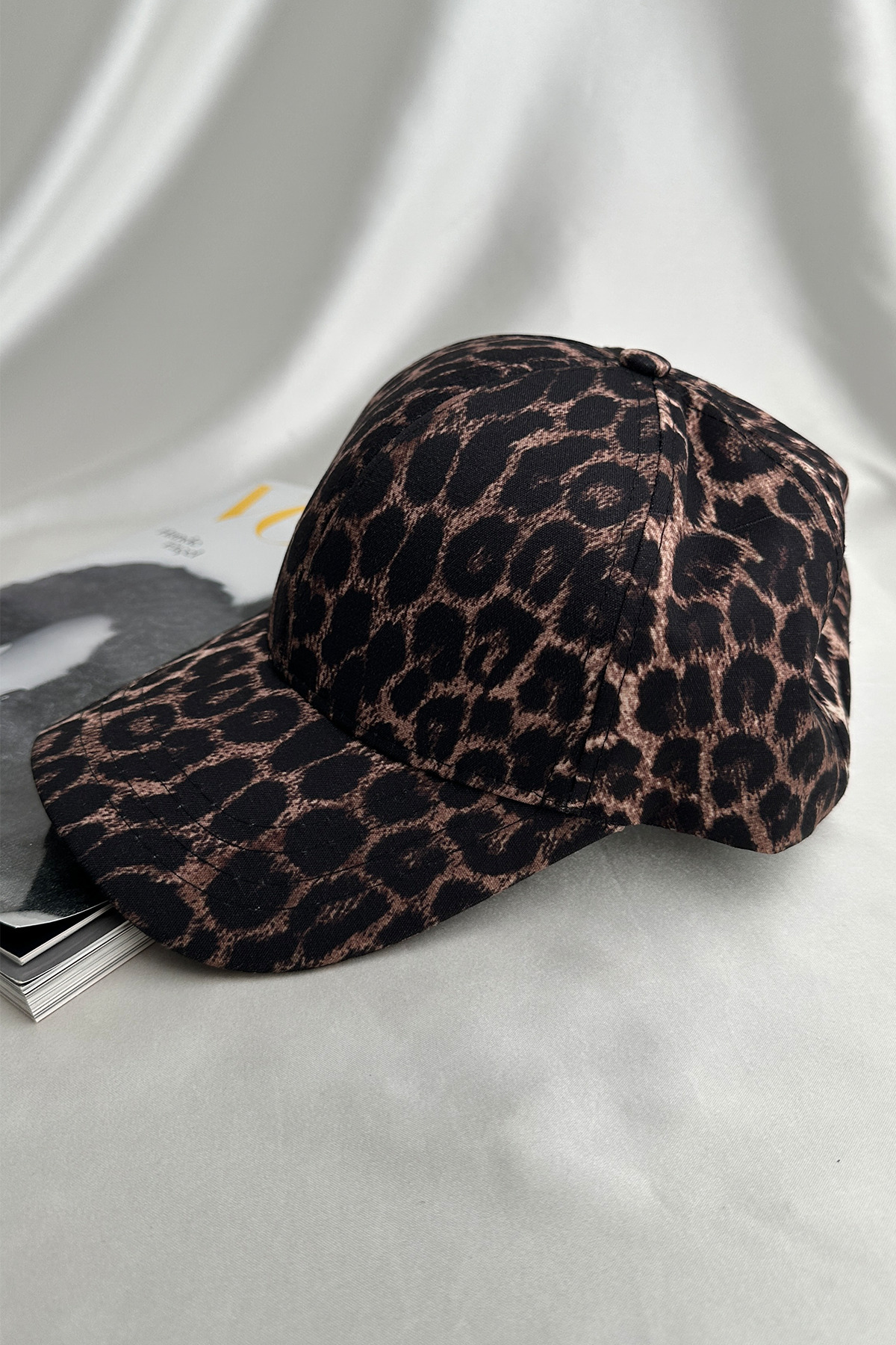 Modex Kahverengi Leopar Desen Sperlikli Şapka görsel 3