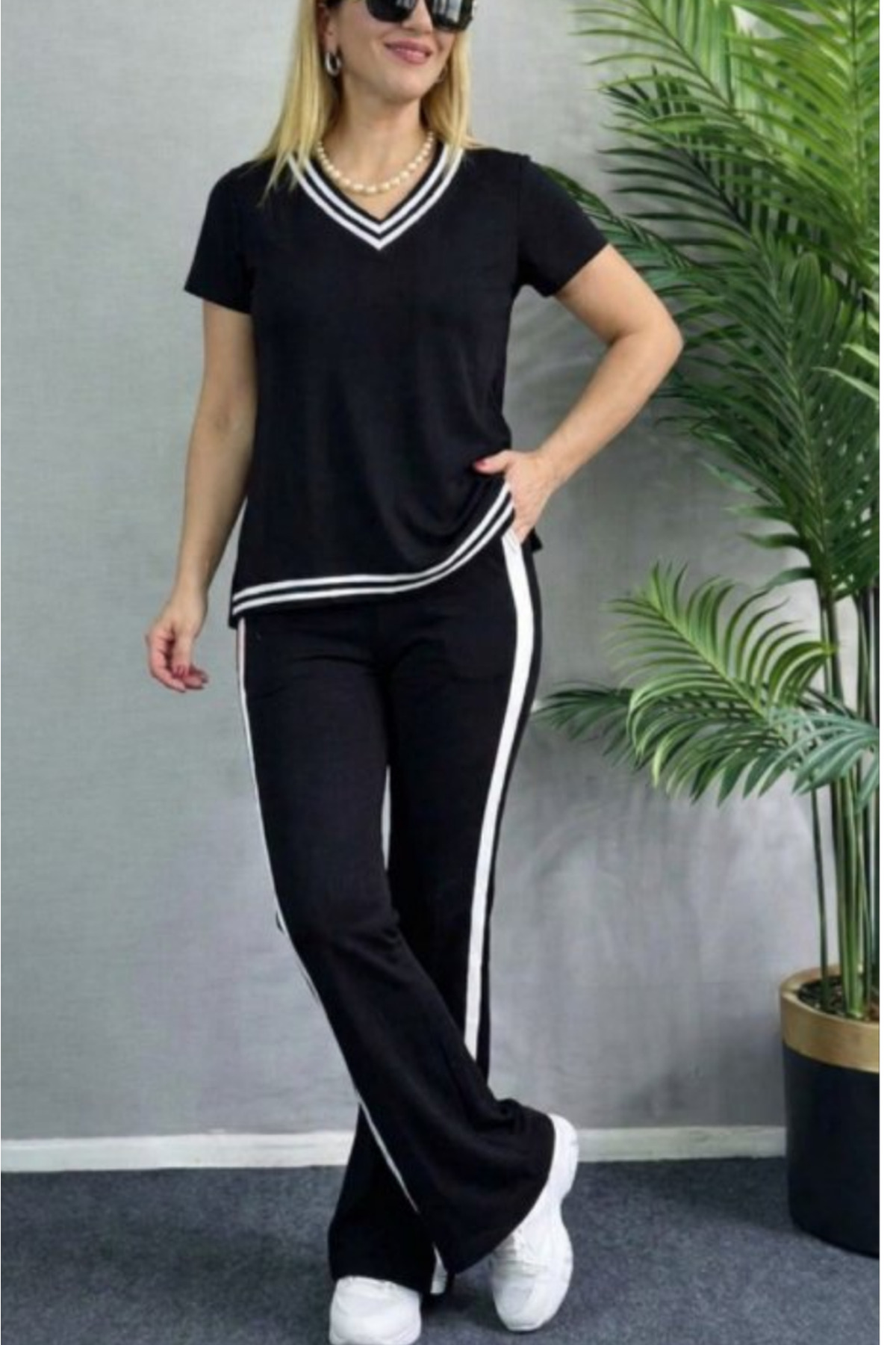 Women's V-Neck Two Yarn Viscose Blouse Pants Striped Bottom Top Set
