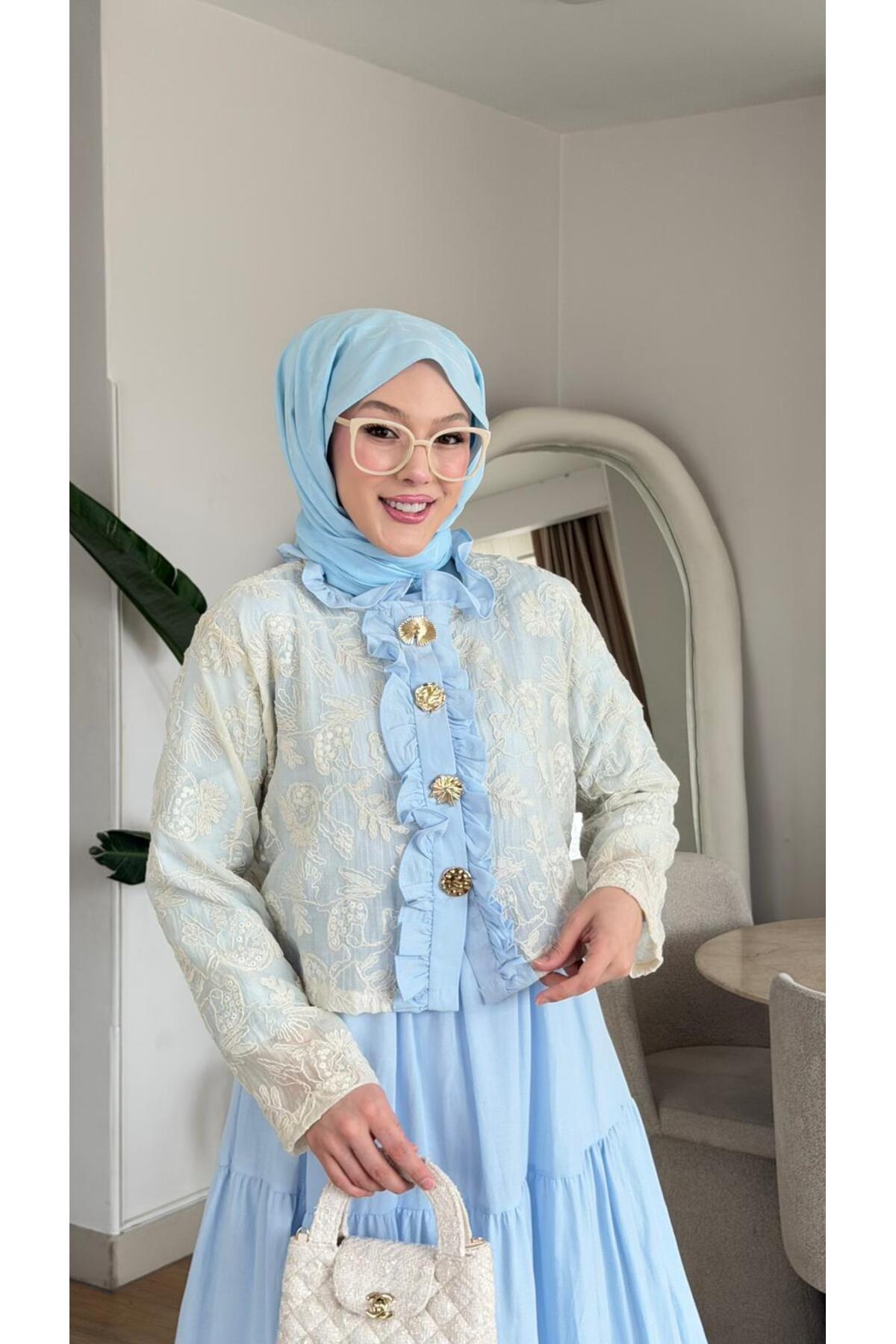 New Season Mademoiselle Lace 2-piece Dress