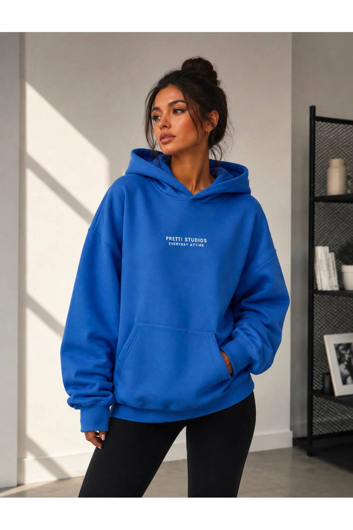 Saks blue